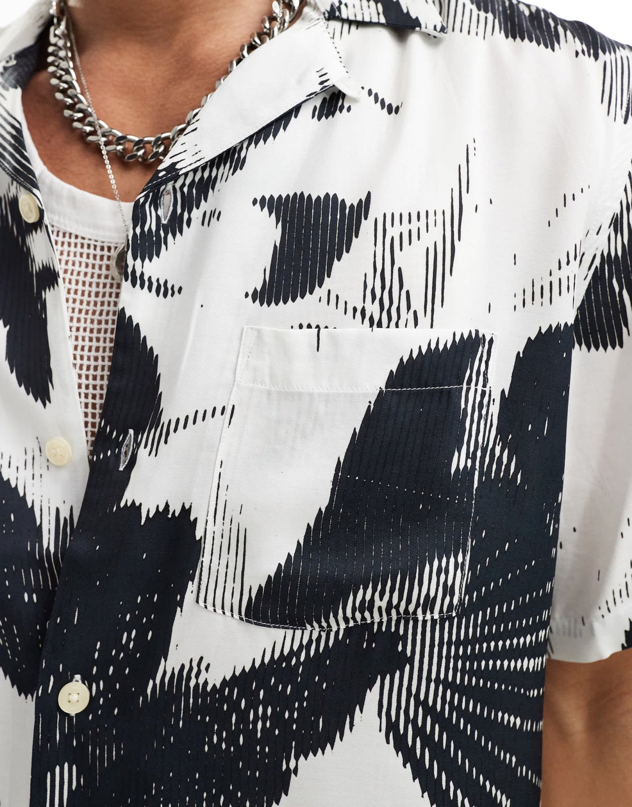 AllSaints Frequency short sleeve shirt in white floral - ASOS Sample Sale EU Store