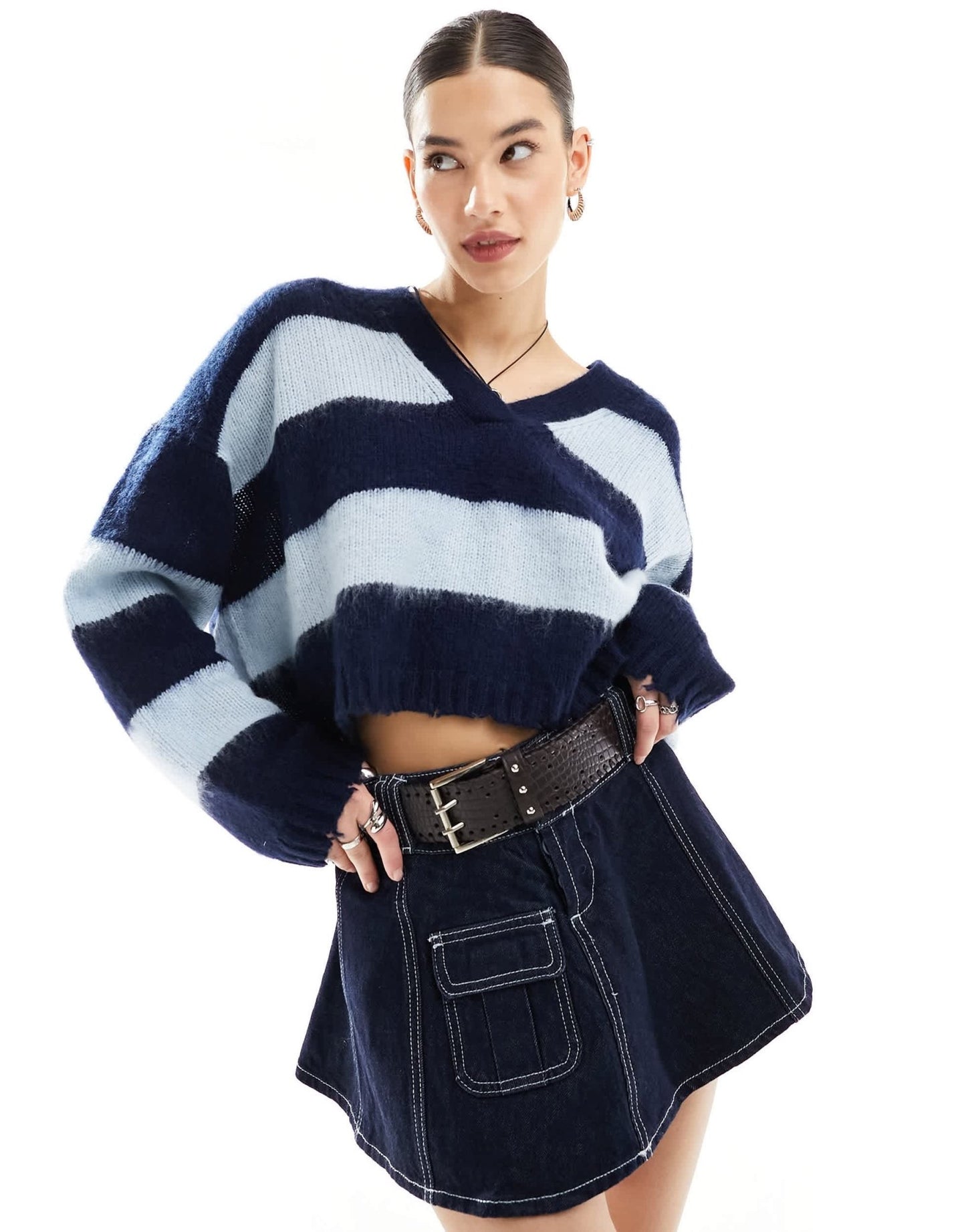 AllSaints Lou cropped v neck jumper in blue - ASOS Sample Sale EU Store