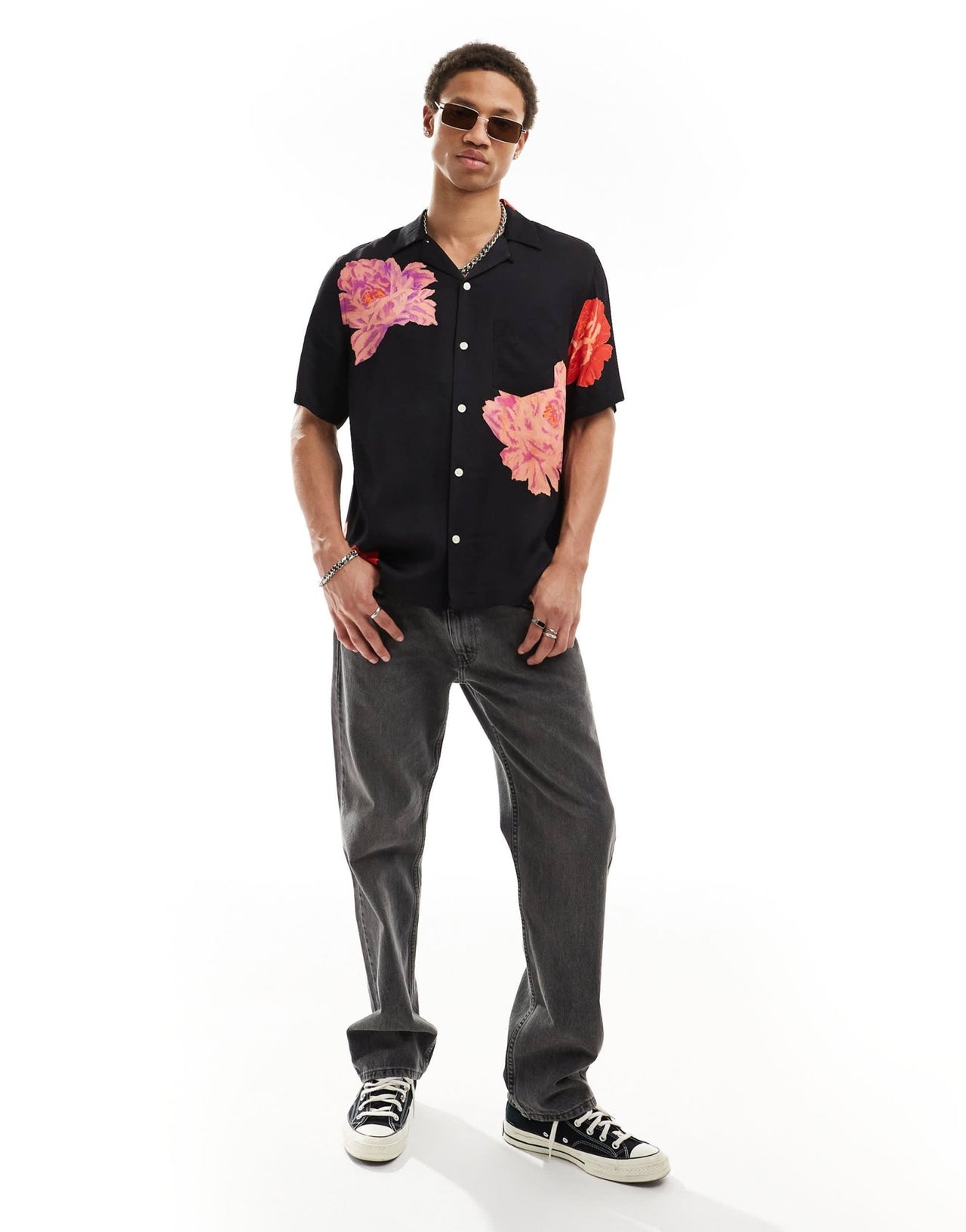 AllSaints Roze short sleeve shirt in black floral - ASOS Sample Sale EU Store