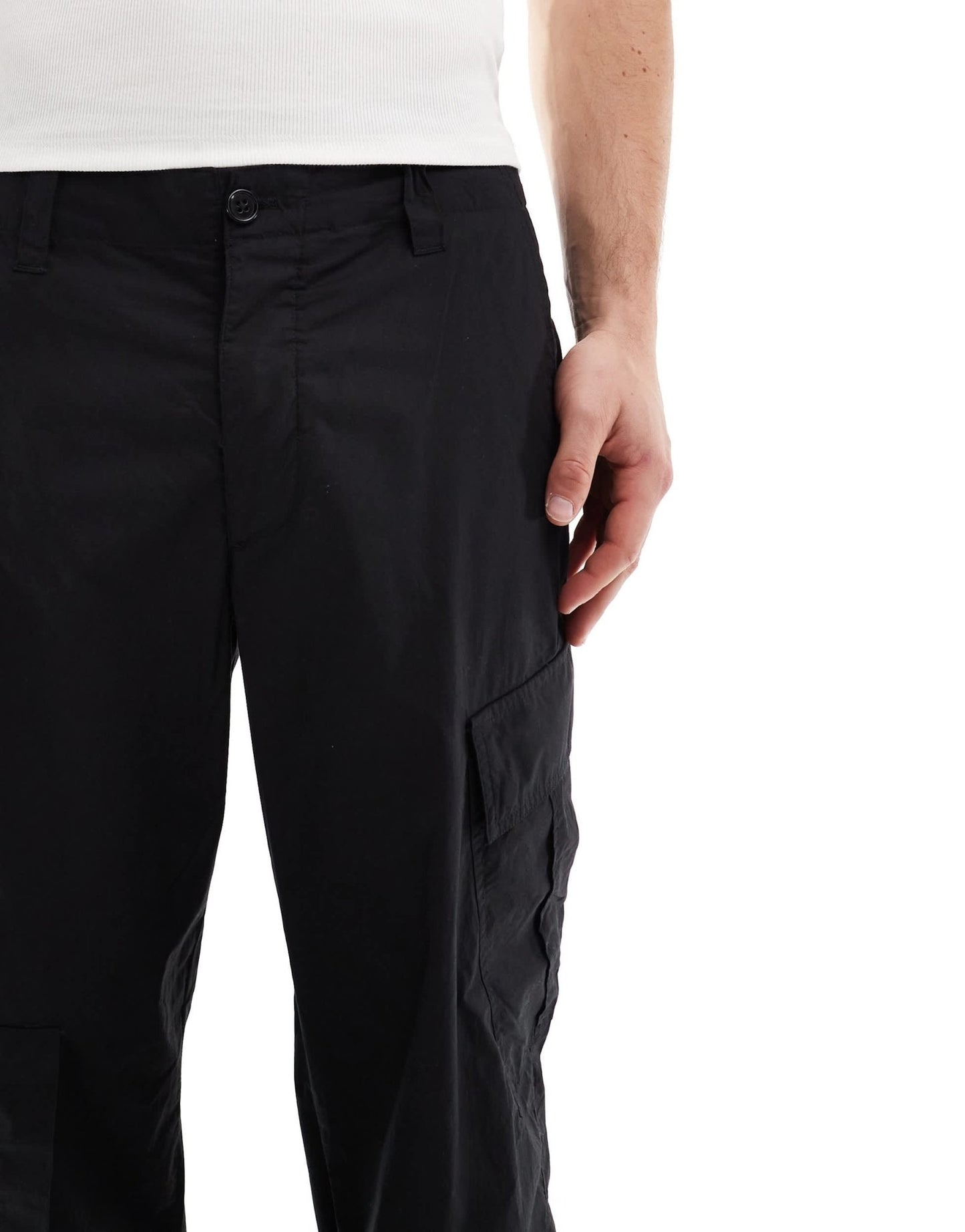 AllSaints Verge straight leg cargo trousers in black - ASOS Sample Sale EU Store