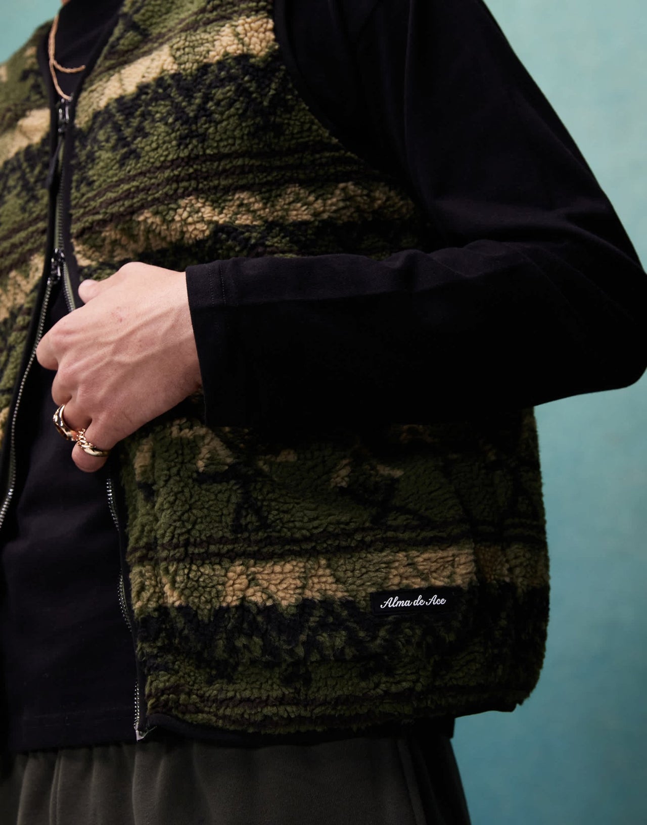 Alma de Ace borg gilet in green - ASOS Sample Sale EU Store
