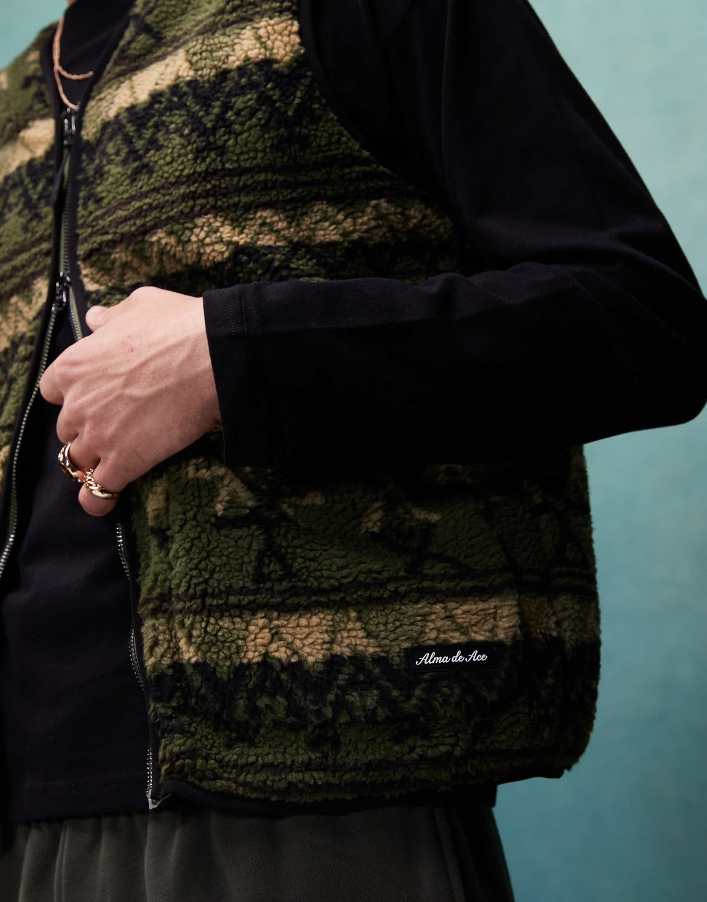 Alma de Ace borg gilet in green - ASOS Sample Sale EU Store
