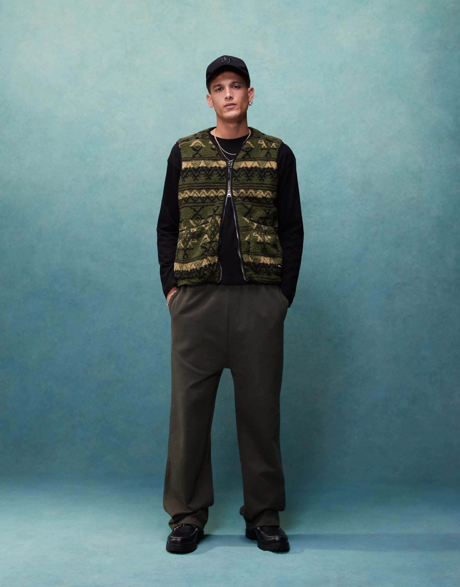 Alma de Ace borg gilet in green - ASOS Sample Sale EU Store