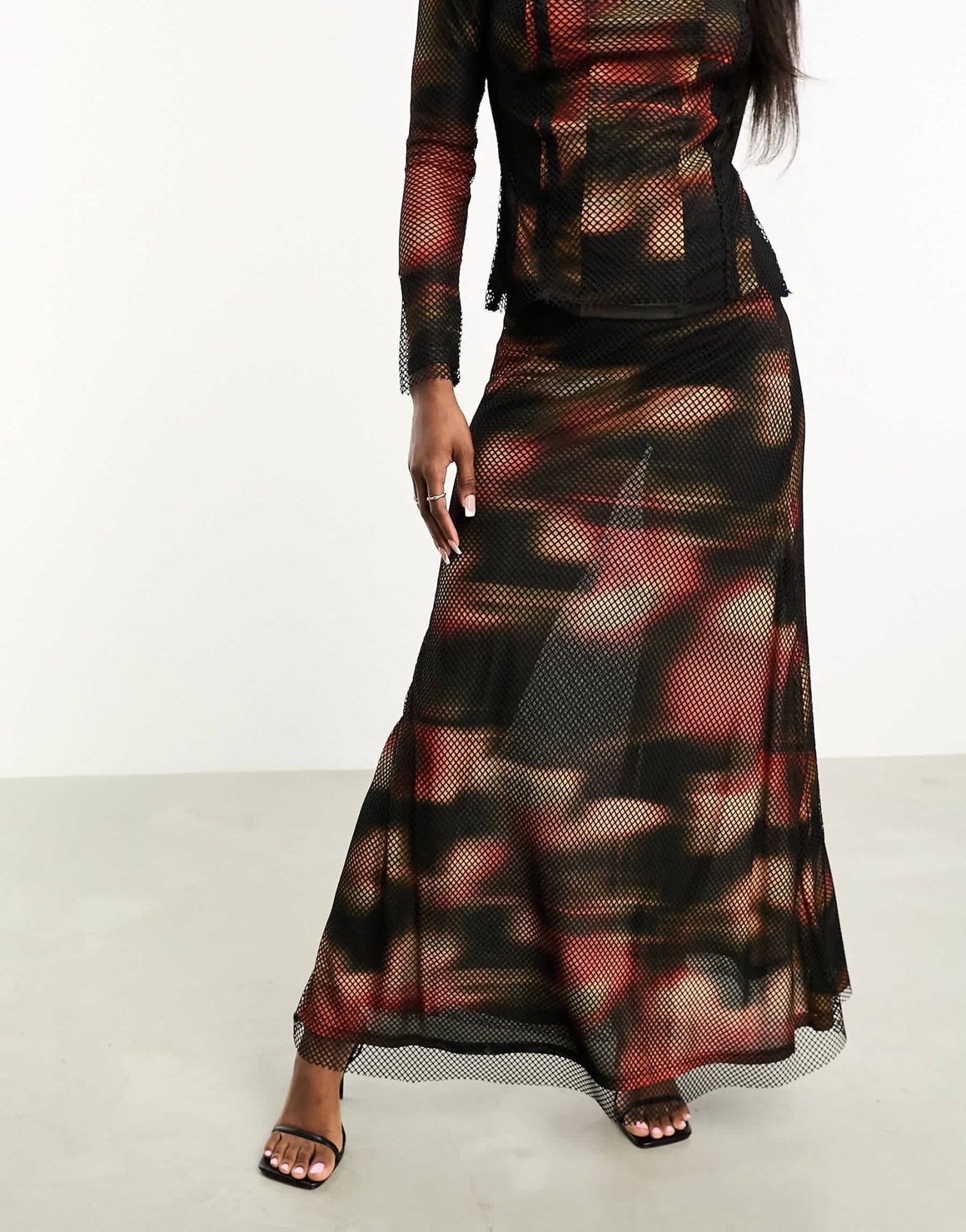 Amy Lynn heatwave maxi skirt with net overlay in black co - ord - ASOS Sample Sale EU Store