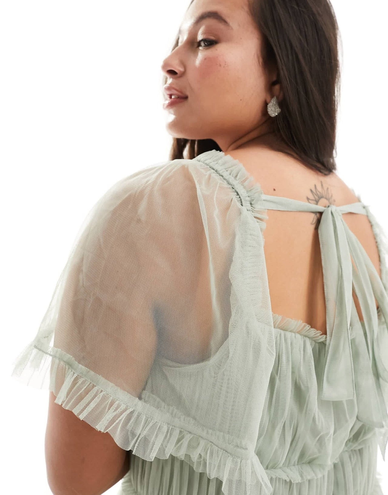 Anaya Plus Bridesmaids statement tiered maxi dress in sage - ASOS Sample Sale EU Store