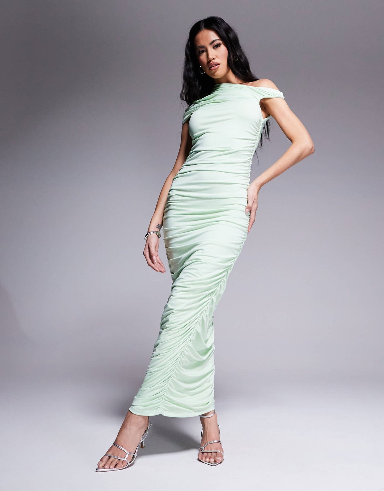 Aria Cove double layered slinky ruched off shoulder maxi dress in pistachio - ASOS Sample Sale EU Store