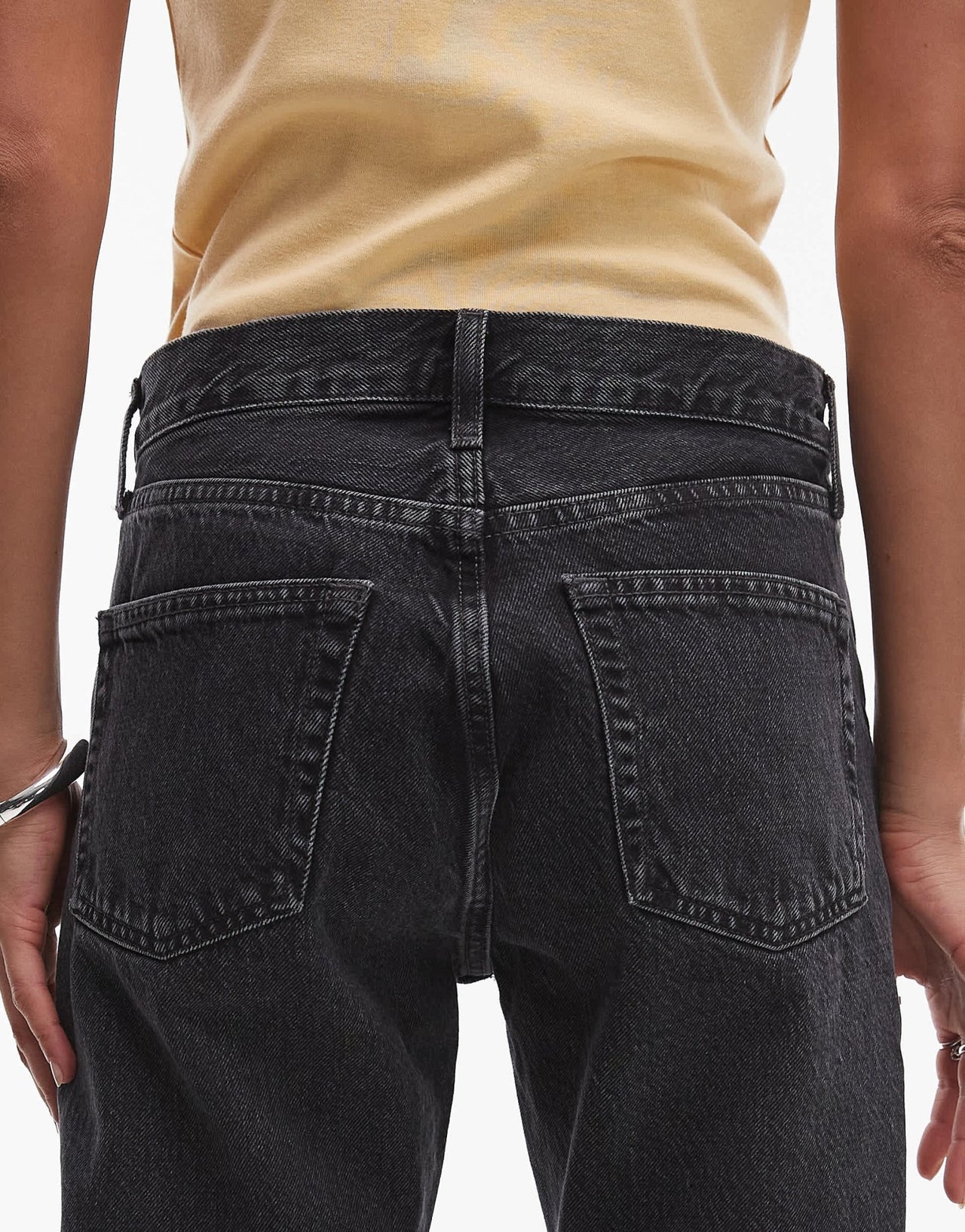 ARKET Snow straight leg jeans in ash black wash - ASOS Sample Sale EU Store