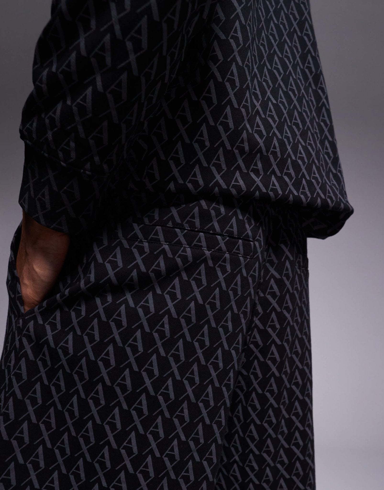 Armani Exchange all over logo print shorts co - ord in black - ASOS Sample Sale EU Store