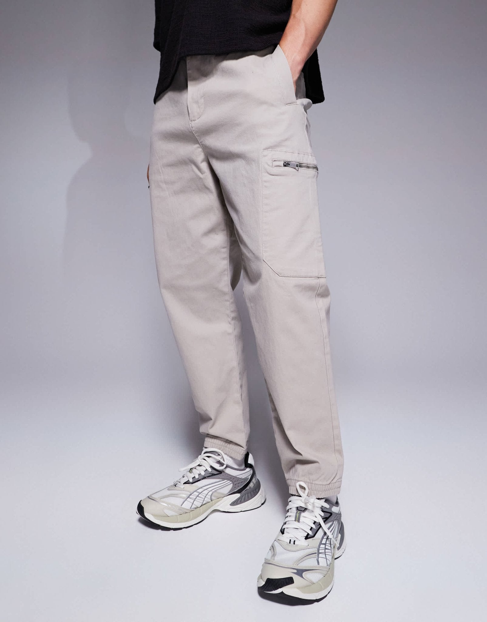 Armani Exchange cuffed cargo trouser in beige - ASOS Sample Sale EU Store