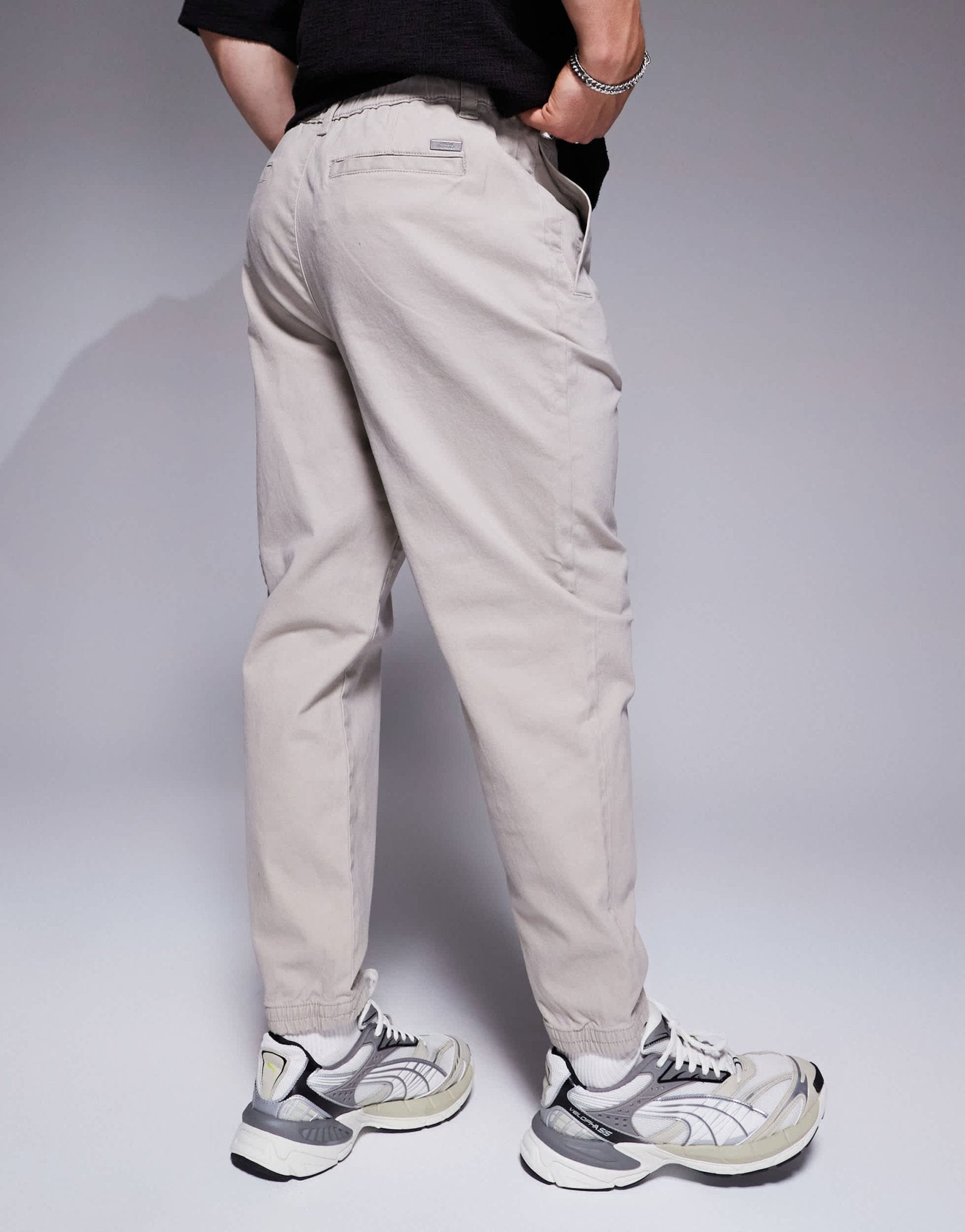 Armani Exchange cuffed cargo trouser in beige - ASOS Sample Sale EU Store