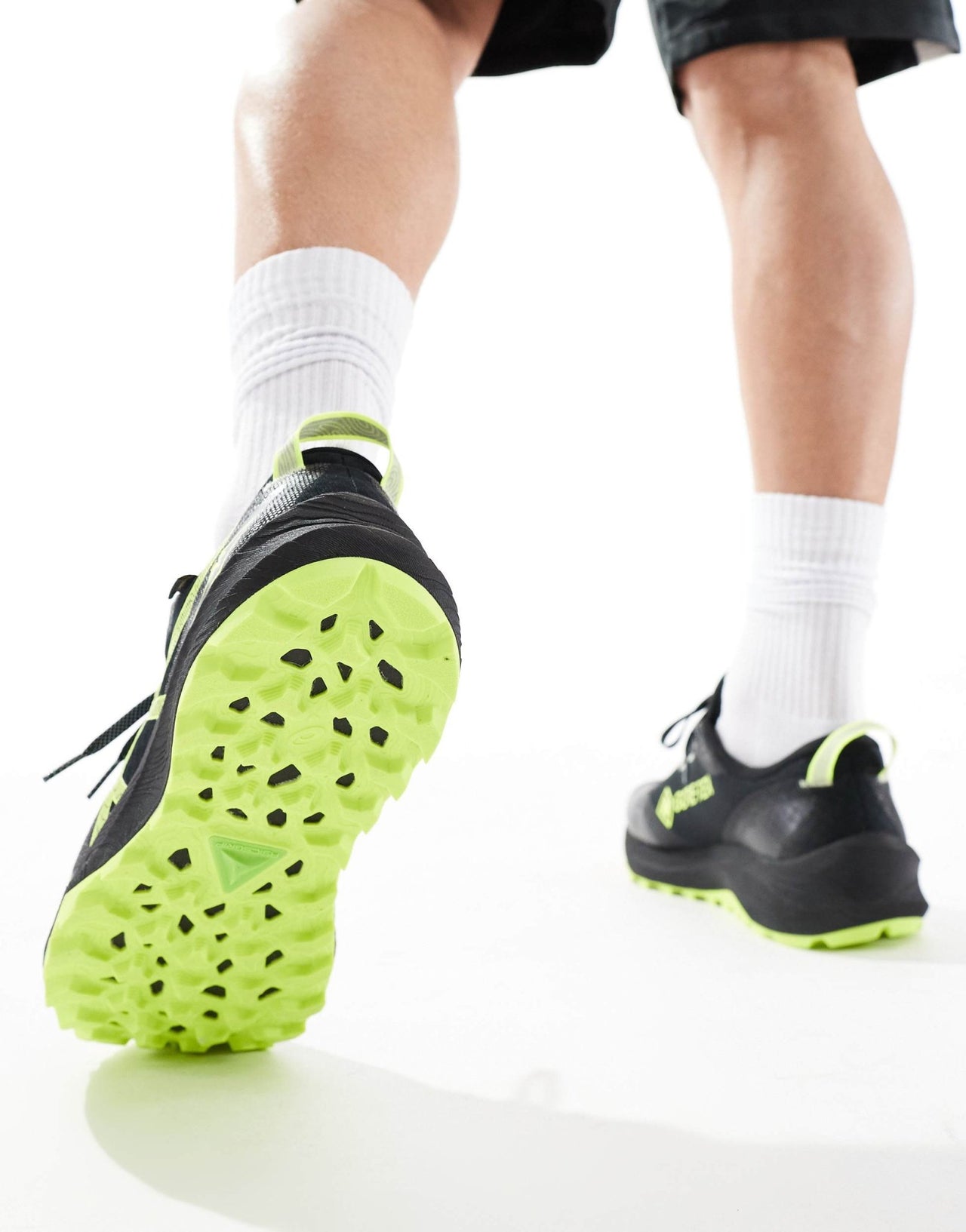 Asics Gel - Trabuco 12 GTX waterproof trail running trainers in black and neon yellow - ASOS Sample Sale EU Store