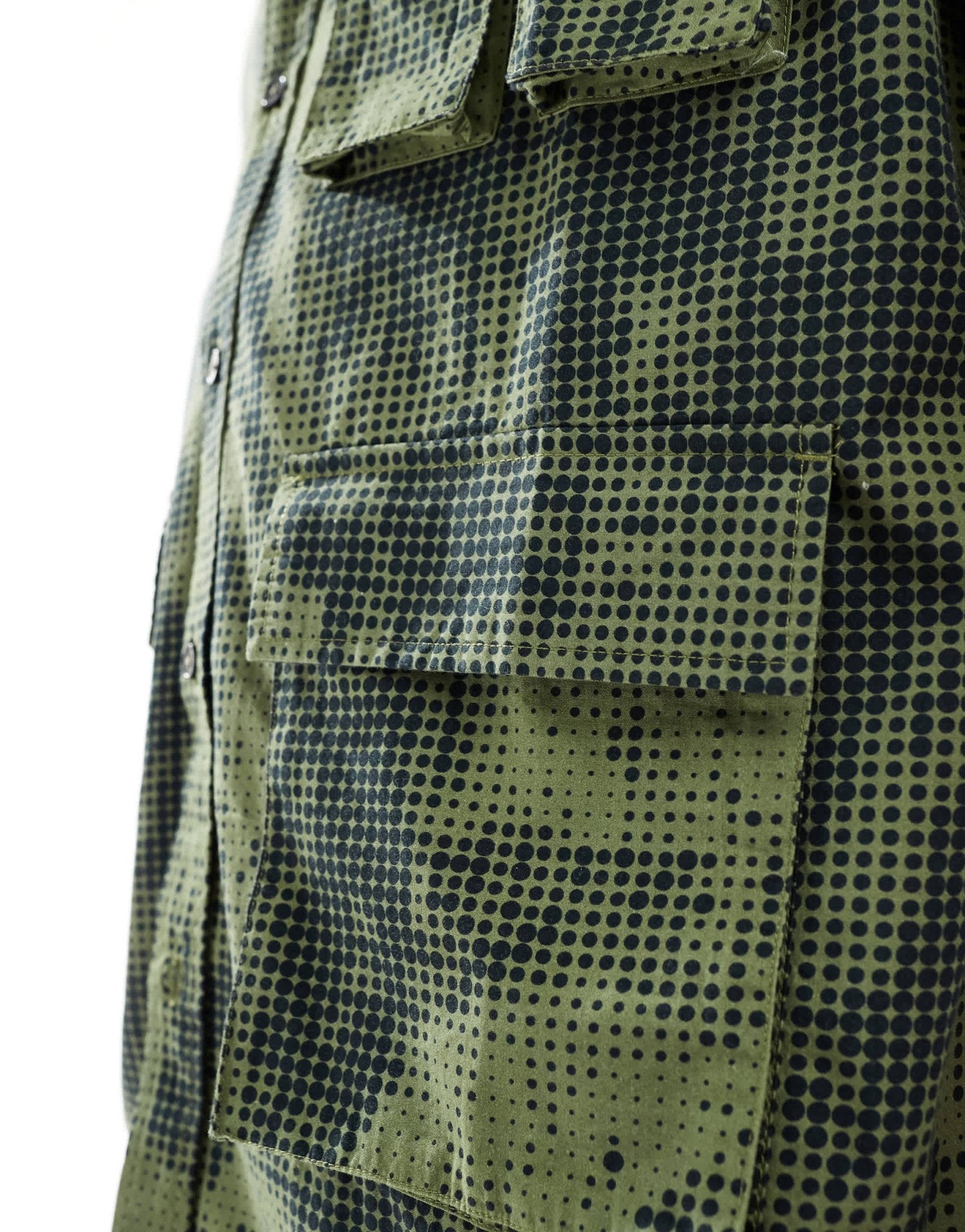 ASOS DESIGN 90s oversized shirt in pixel camo print with utility pockets - ASOS Sample Sale EU Store