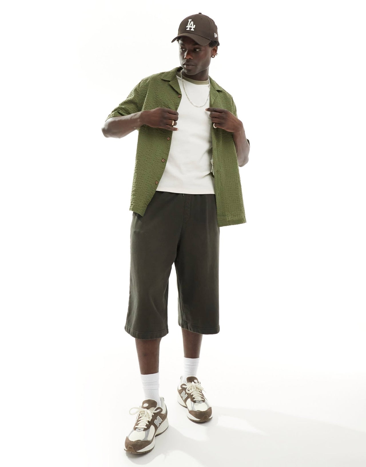 ASOS DESIGN 90s oversized short sleeve shirt in seersucker texture in khaki green - ASOS Sample Sale EU Store