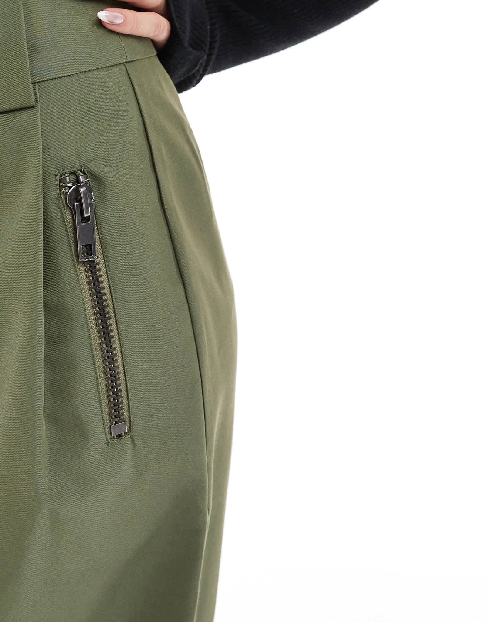ASOS DESIGN arch leg zip detail trouser in khaki - ASOS Sample Sale EU Store