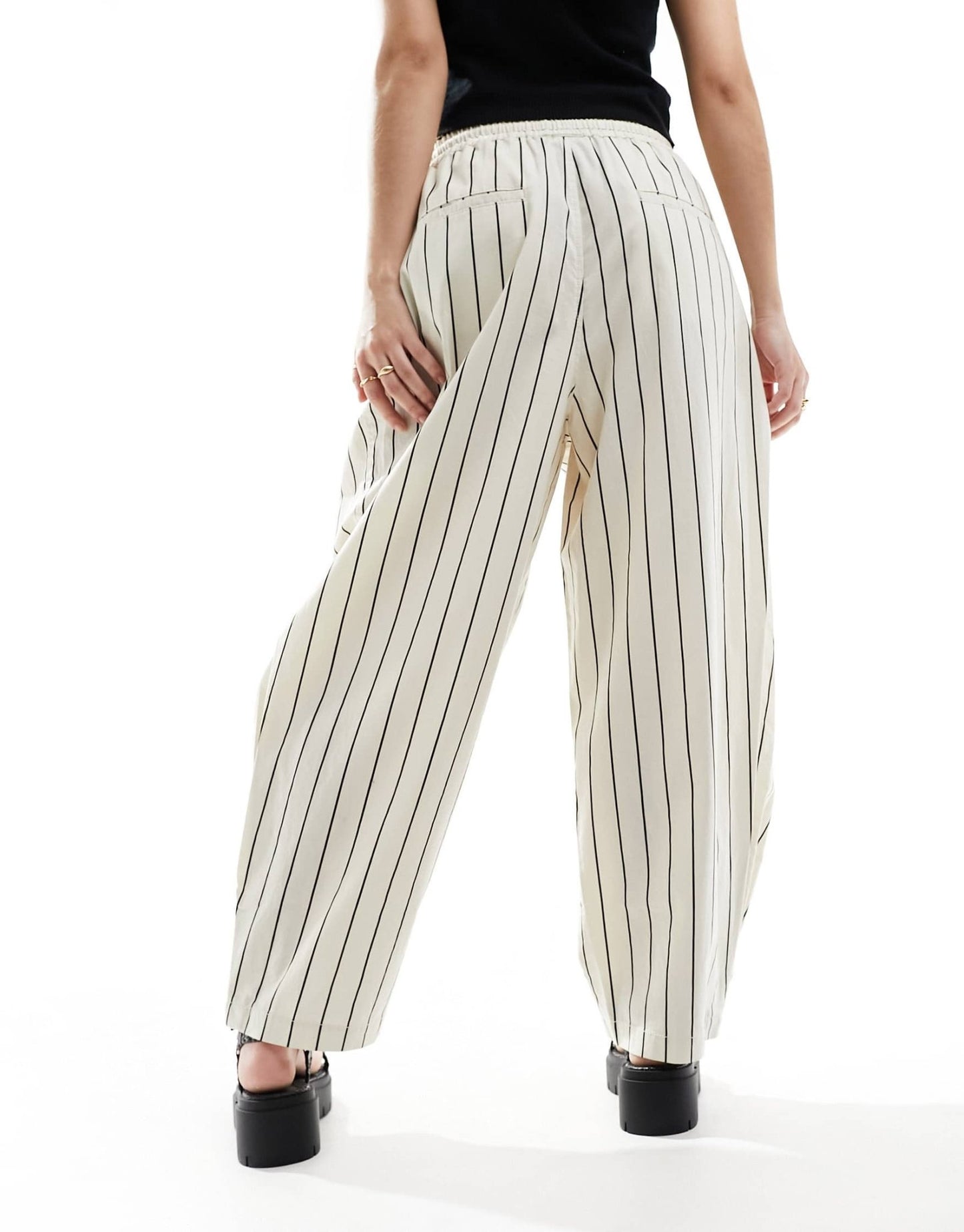 ASOS DESIGN baggy fit pull on with pleat hem detail in stripe - ASOS Sample Sale EU Store