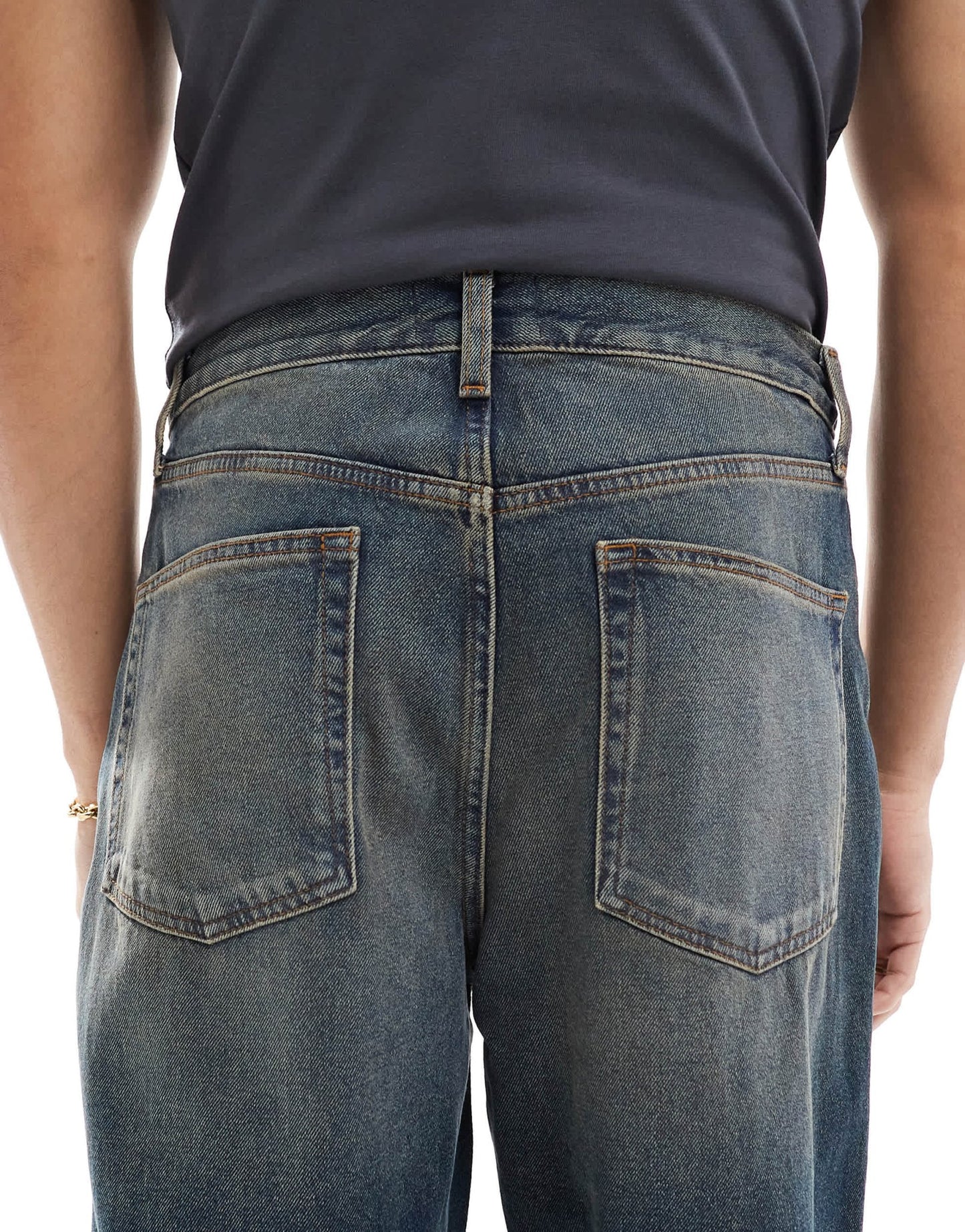 ASOS DESIGN baggy jeans with vintage tint in mid wash blue - ASOS Sample Sale EU Store
