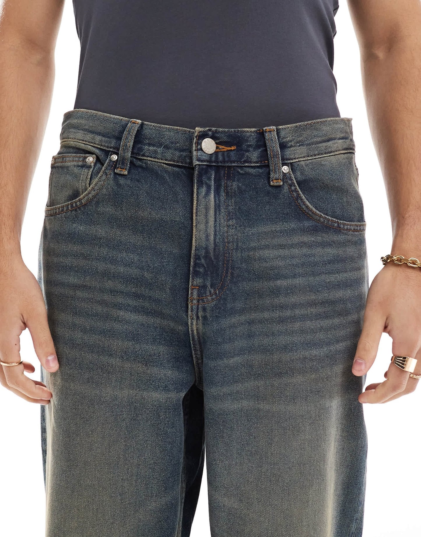 ASOS DESIGN baggy jeans with vintage tint in mid wash blue - ASOS Sample Sale EU Store
