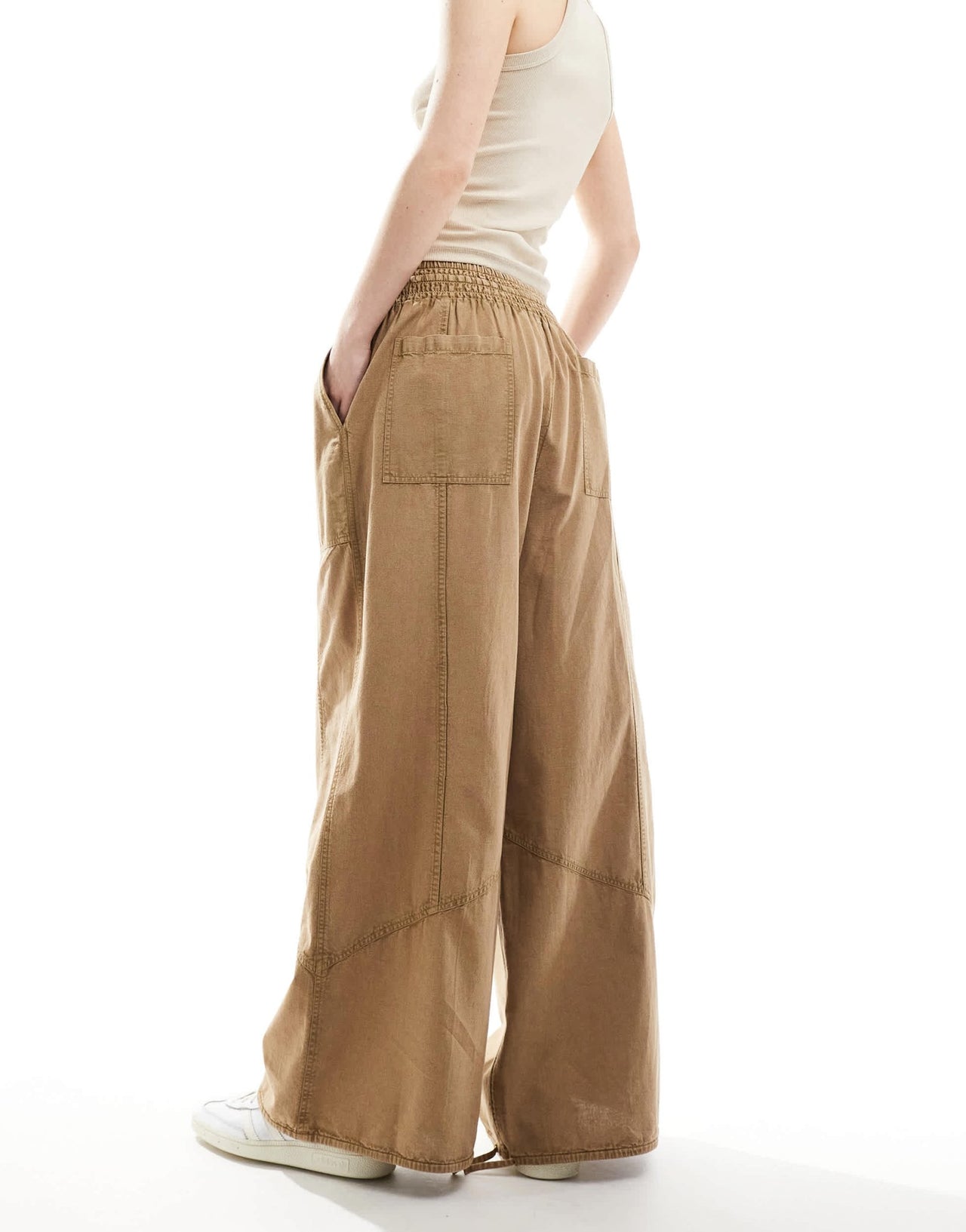 ASOS DESIGN baggy pull on trouser in washed sand - ASOS Sample Sale EU Store