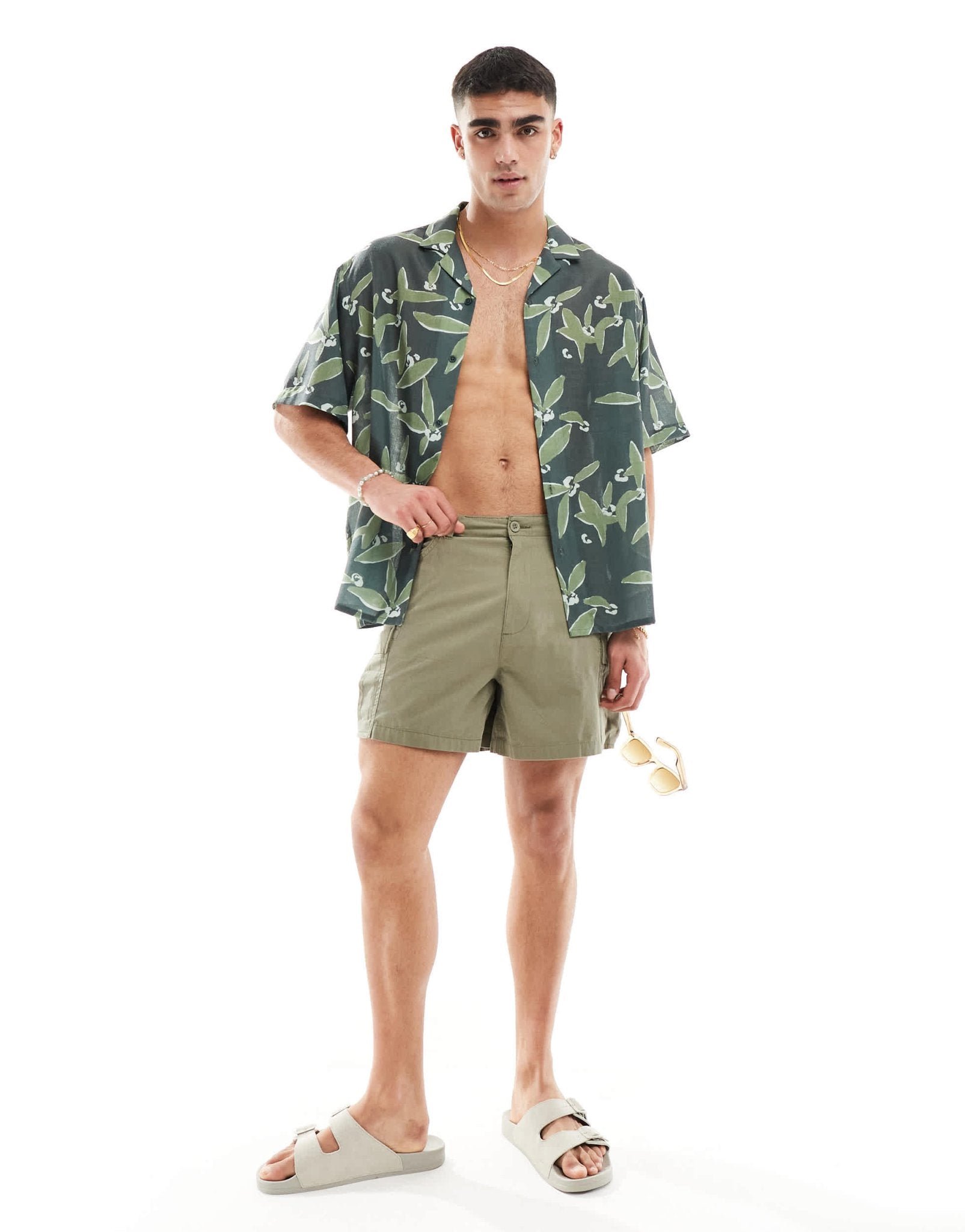ASOS DESIGN boxy oversized revere shirt in leaf print - ASOS Sample Sale EU Store
