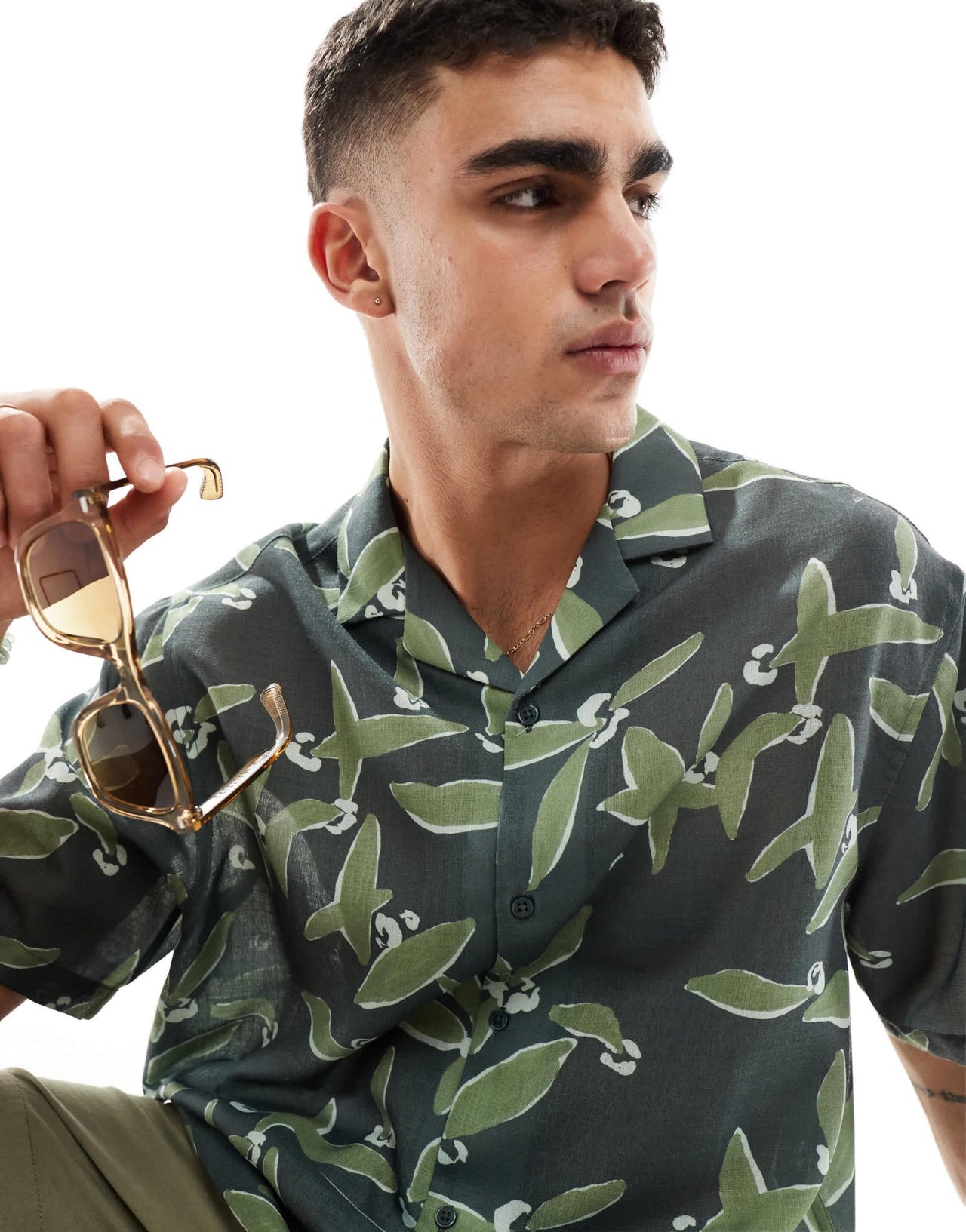 ASOS DESIGN boxy oversized revere shirt in leaf print - ASOS Sample Sale EU Store