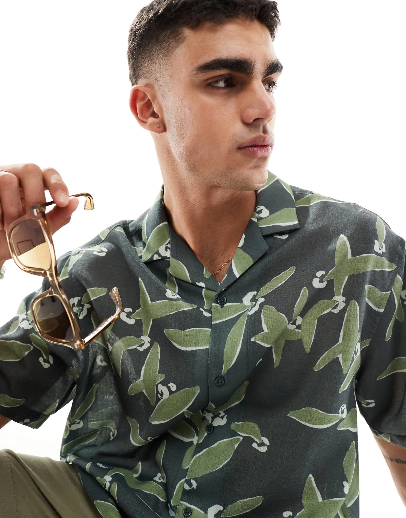 ASOS DESIGN boxy oversized revere shirt in leaf print - ASOS Sample Sale EU Store