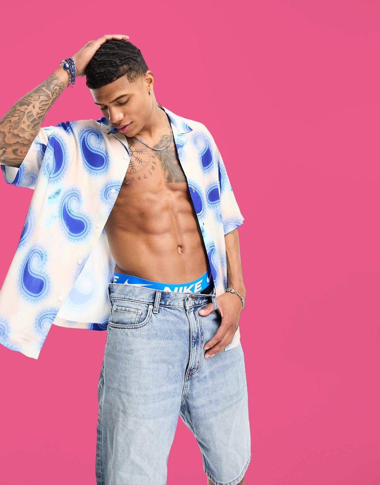 ASOS DESIGN boxy oversized revere shirt in pink blurred paisley print - ASOS Sample Sale EU Store