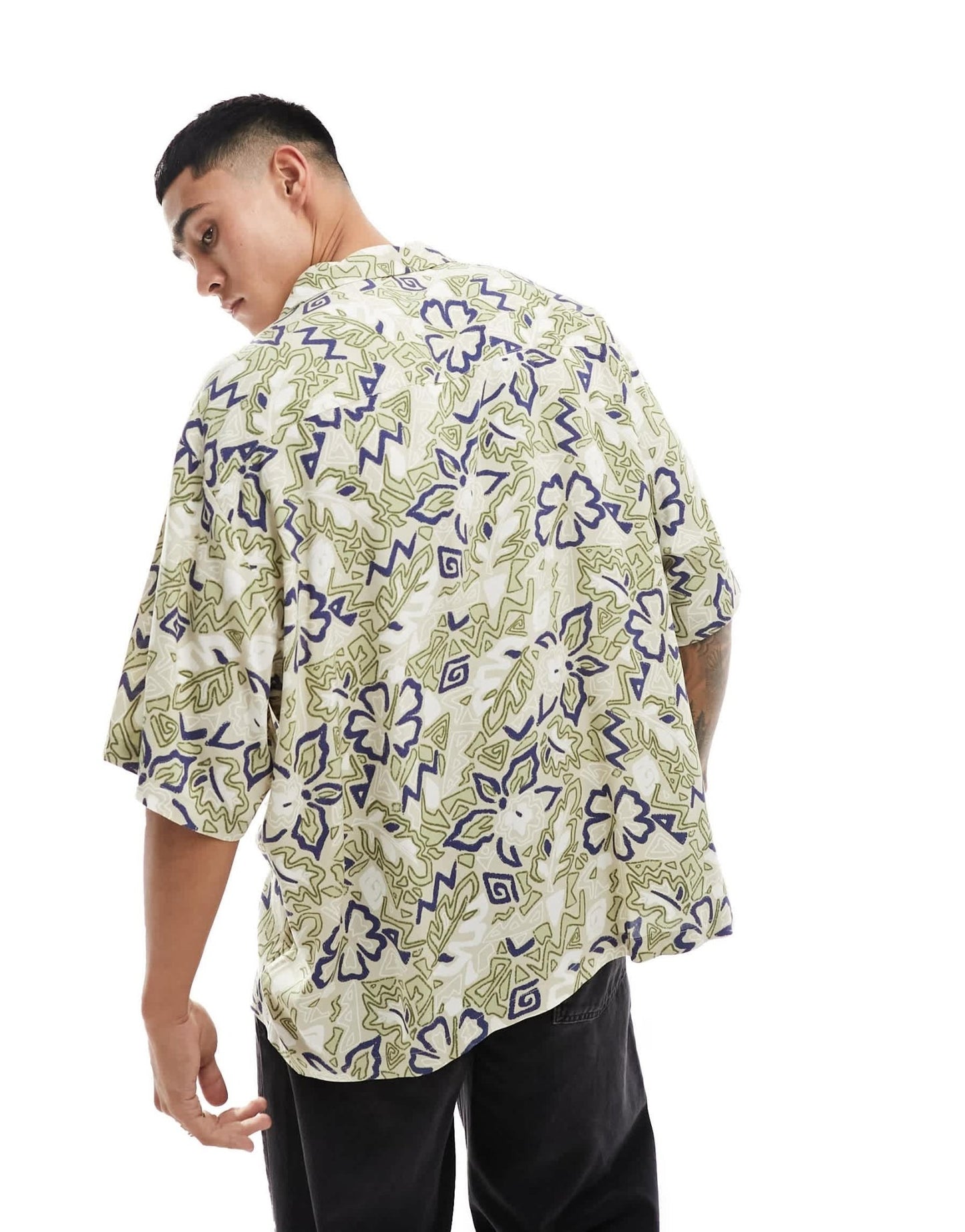 ASOS DESIGN boxy oversized revere shirt in vintage Hawaiian print - ASOS Sample Sale EU Store