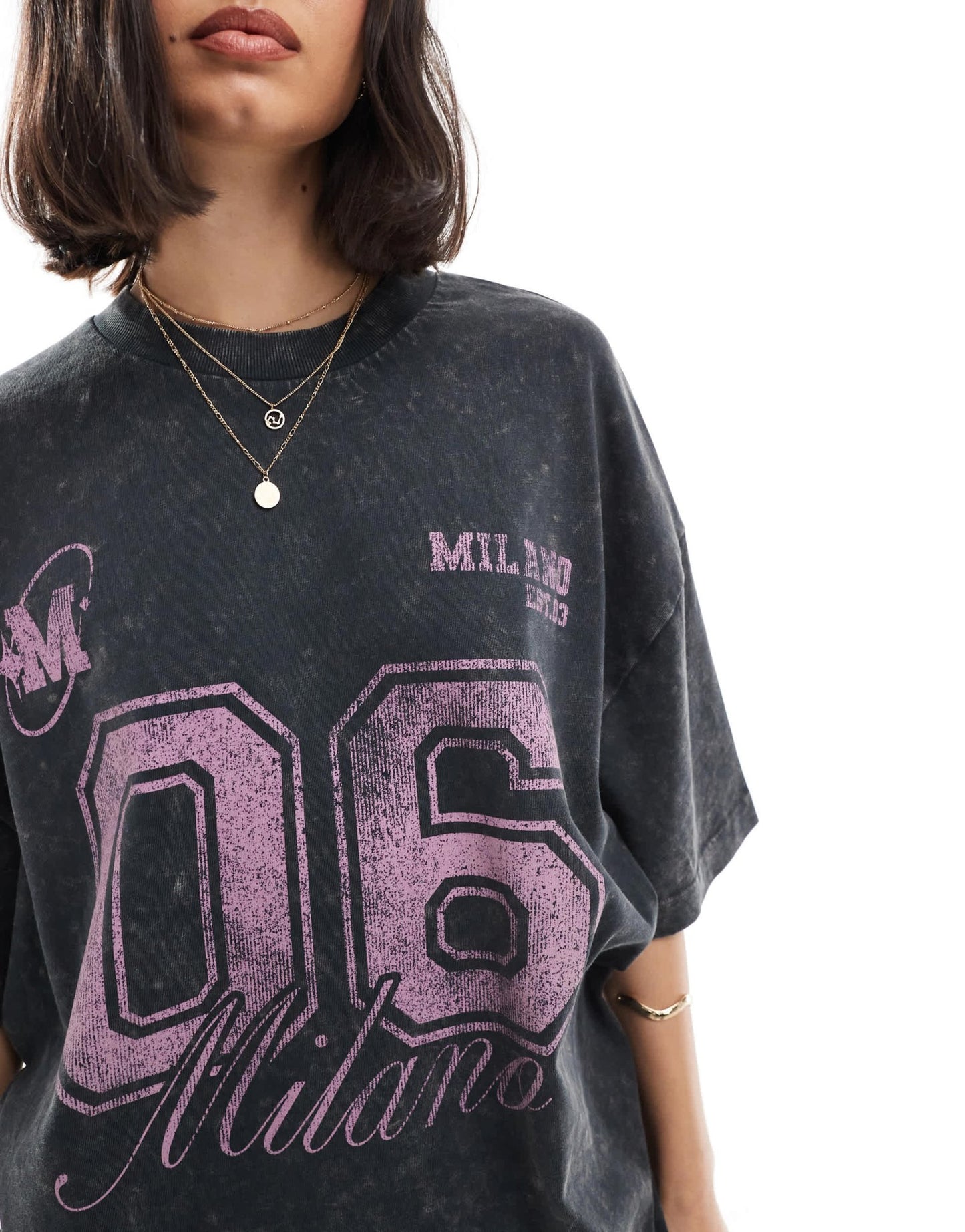 ASOS DESIGN boyfriend fit t-shirt with milano 06 graphic in washed charcoal - ASOS Sample Sale EU Store