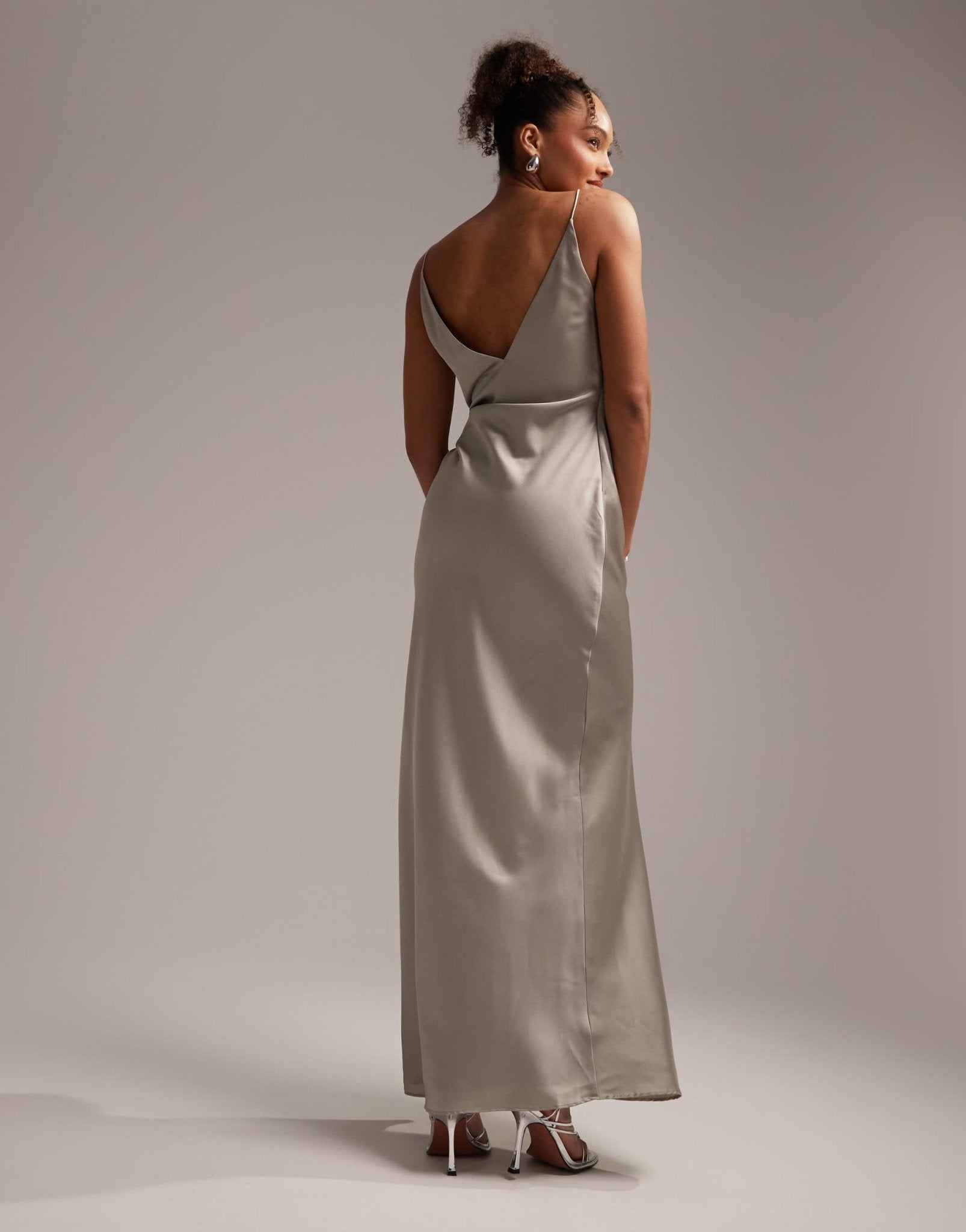 ASOS DESIGN Bridesmaid satin cami maxi dress with drape detail in sage green - ASOS Sample Sale EU Store