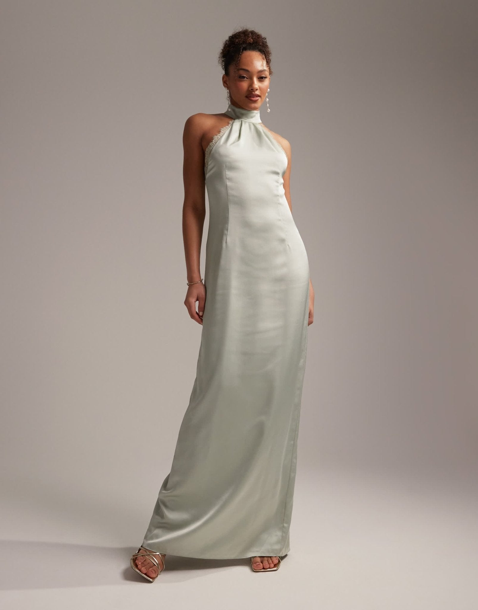 ASOS DESIGN Bridesmaids lace detail halter column maxi dress in sage green - ASOS Sample Sale EU Store