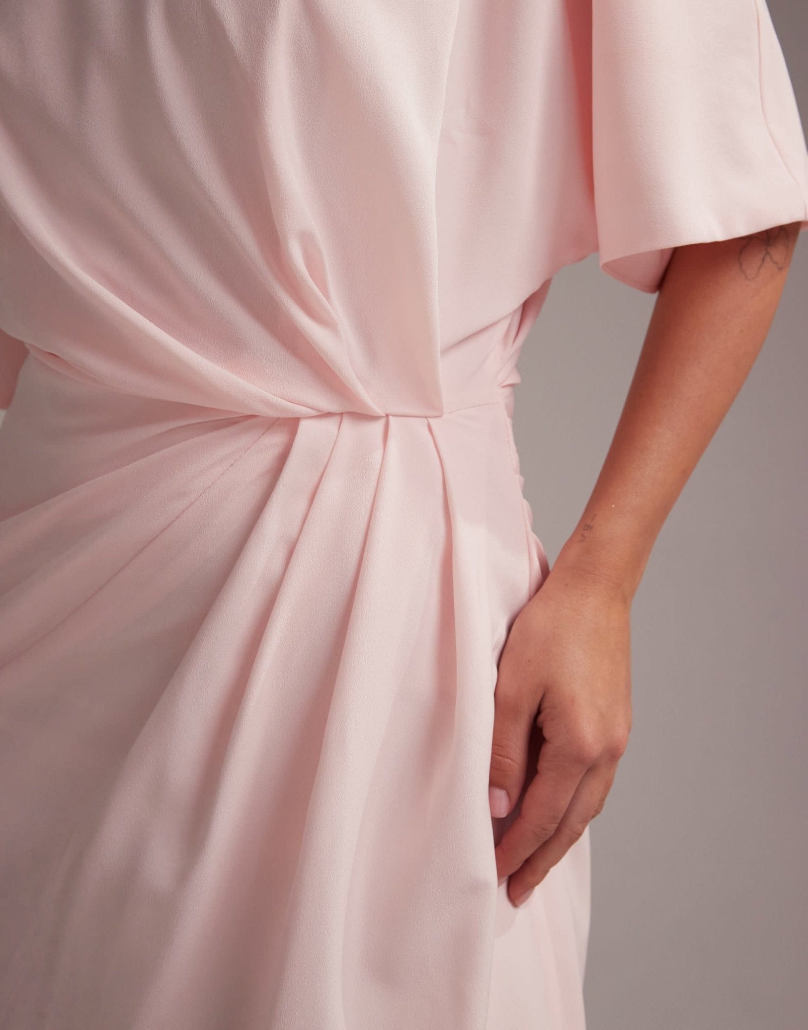 ASOS DESIGN Bridesmaids slash neck crepe t-shirt sleeve minimal drape maxi dress in soft pink - ASOS Sample Sale EU Store