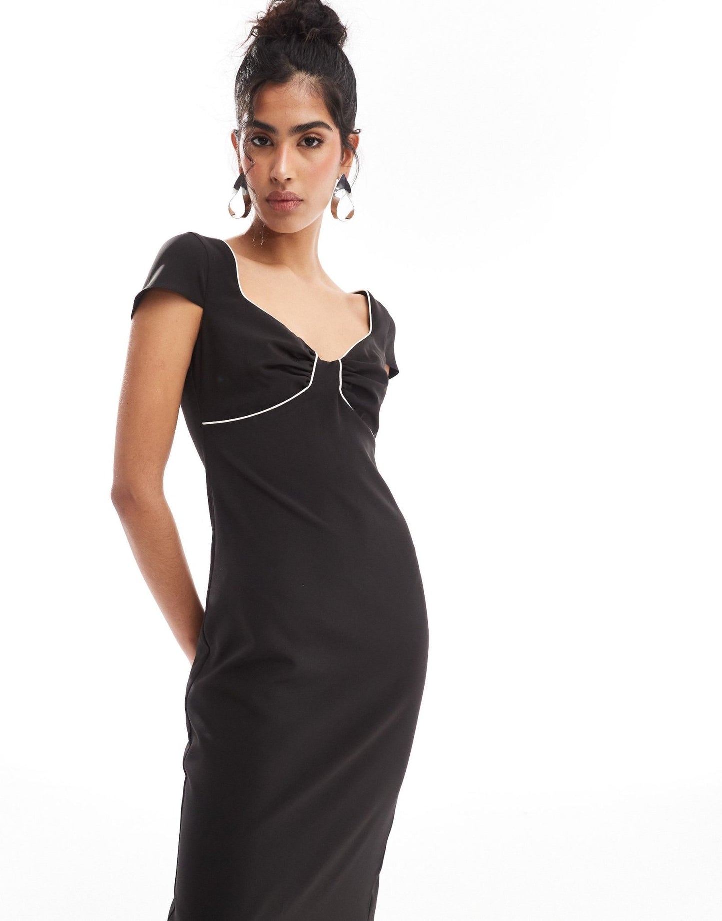 ASOS DESIGN cap sleeve midi dress with contrast piping in black - ASOS Sample Sale EU Store