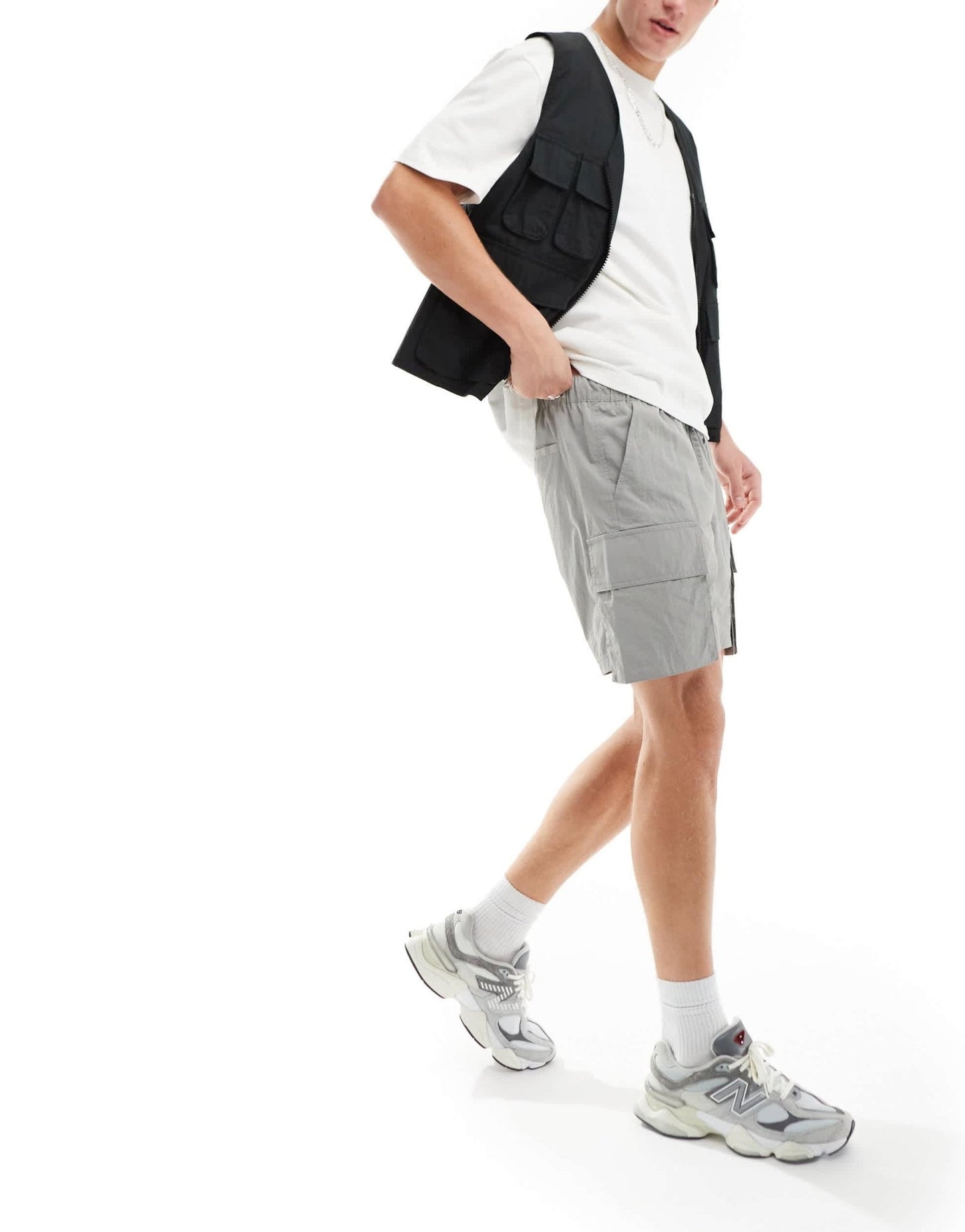 ASOS DESIGN cargo shorts in grey - ASOS Sample Sale EU Store