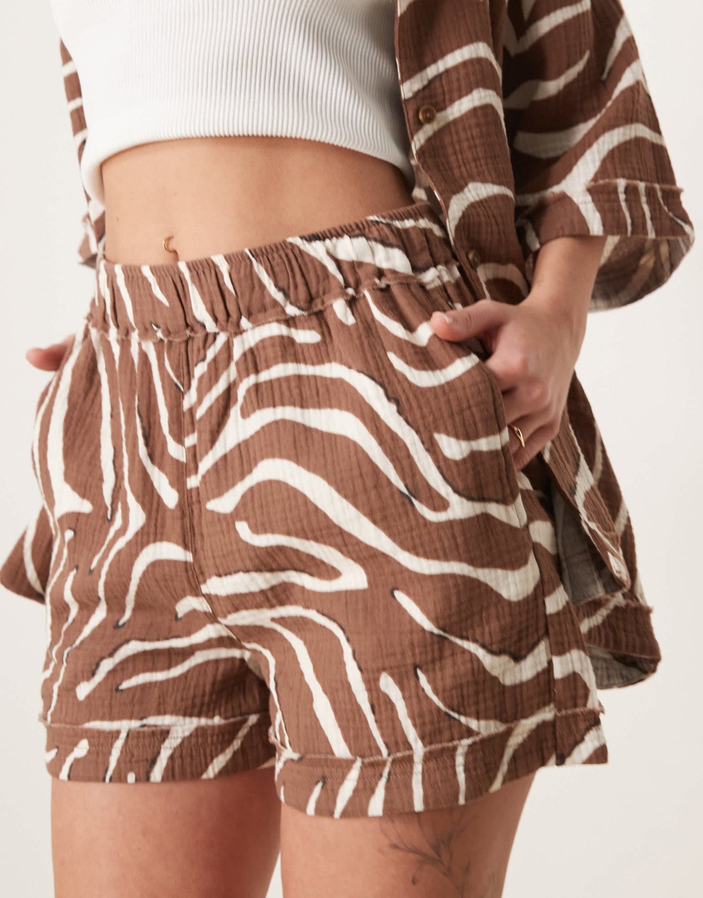 ASOS DESIGN cheesecloth pull on shorts with raw edge detail co - ord in zebra print - ASOS Sample Sale EU Store