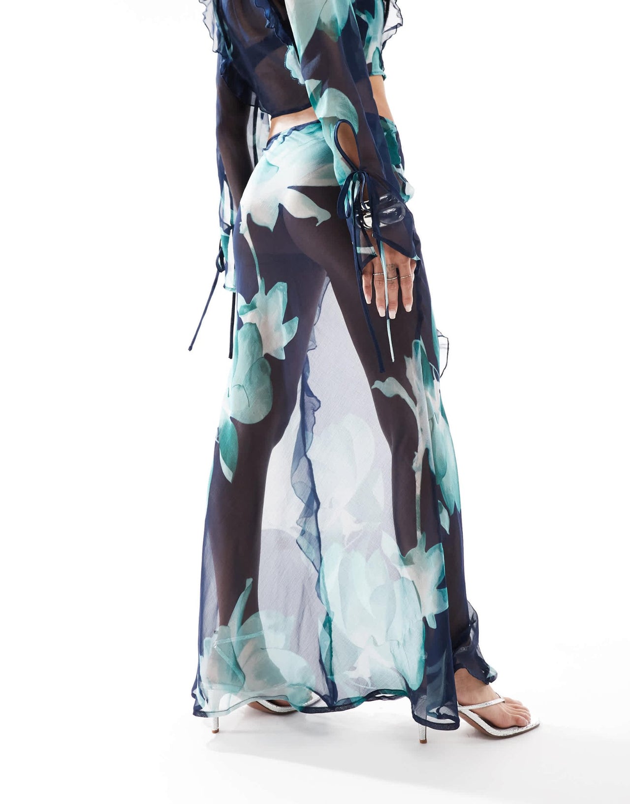ASOS DESIGN chiffon maxi skirt co - ord in blue abstract floral print - ASOS Sample Sale EU Store