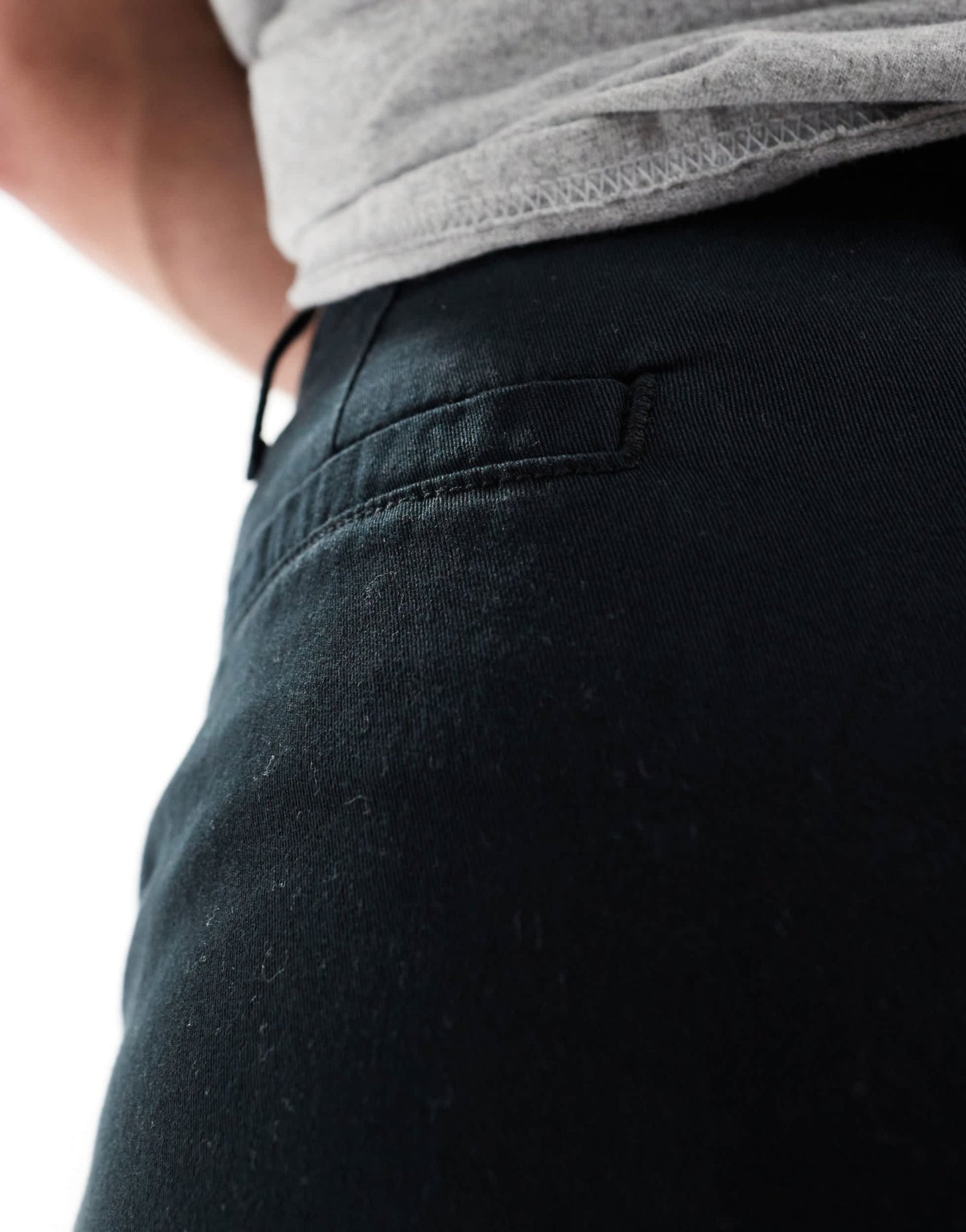 ASOS DESIGN chino short in black - ASOS Sample Sale EU Store