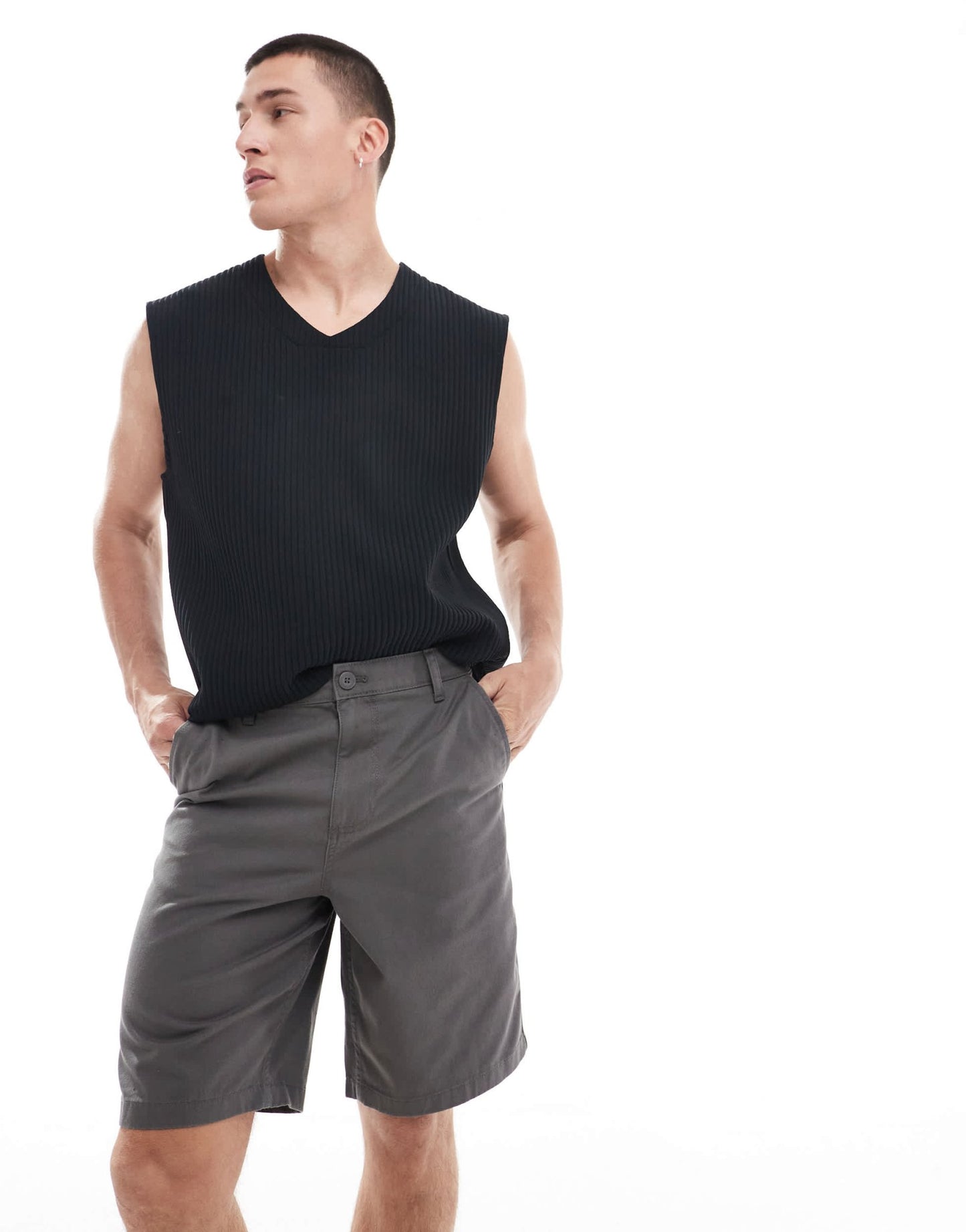 ASOS DESIGN chino short in charcoal - ASOS Sample Sale EU Store