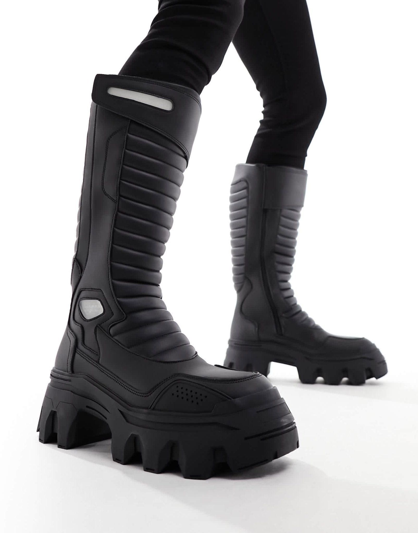 ASOS DESIGN chunky boot with biker details in black - ASOS Sample Sale EU Store