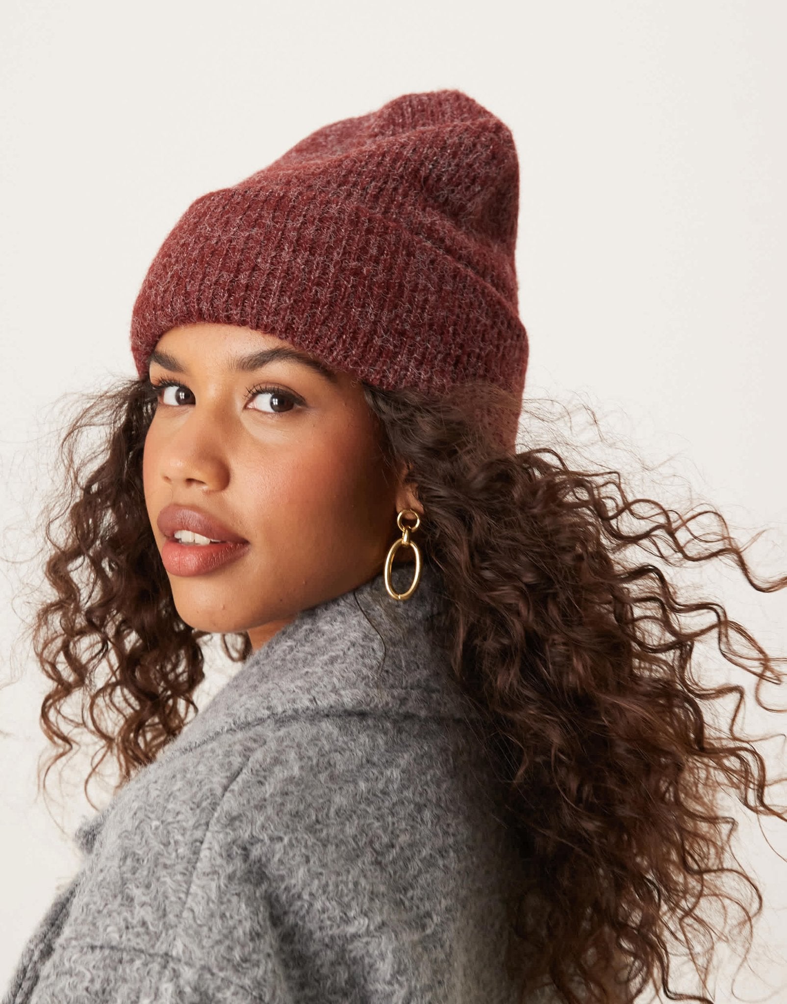 ASOS DESIGN chunky double roll beanie in burgundy - ASOS Sample Sale EU Store