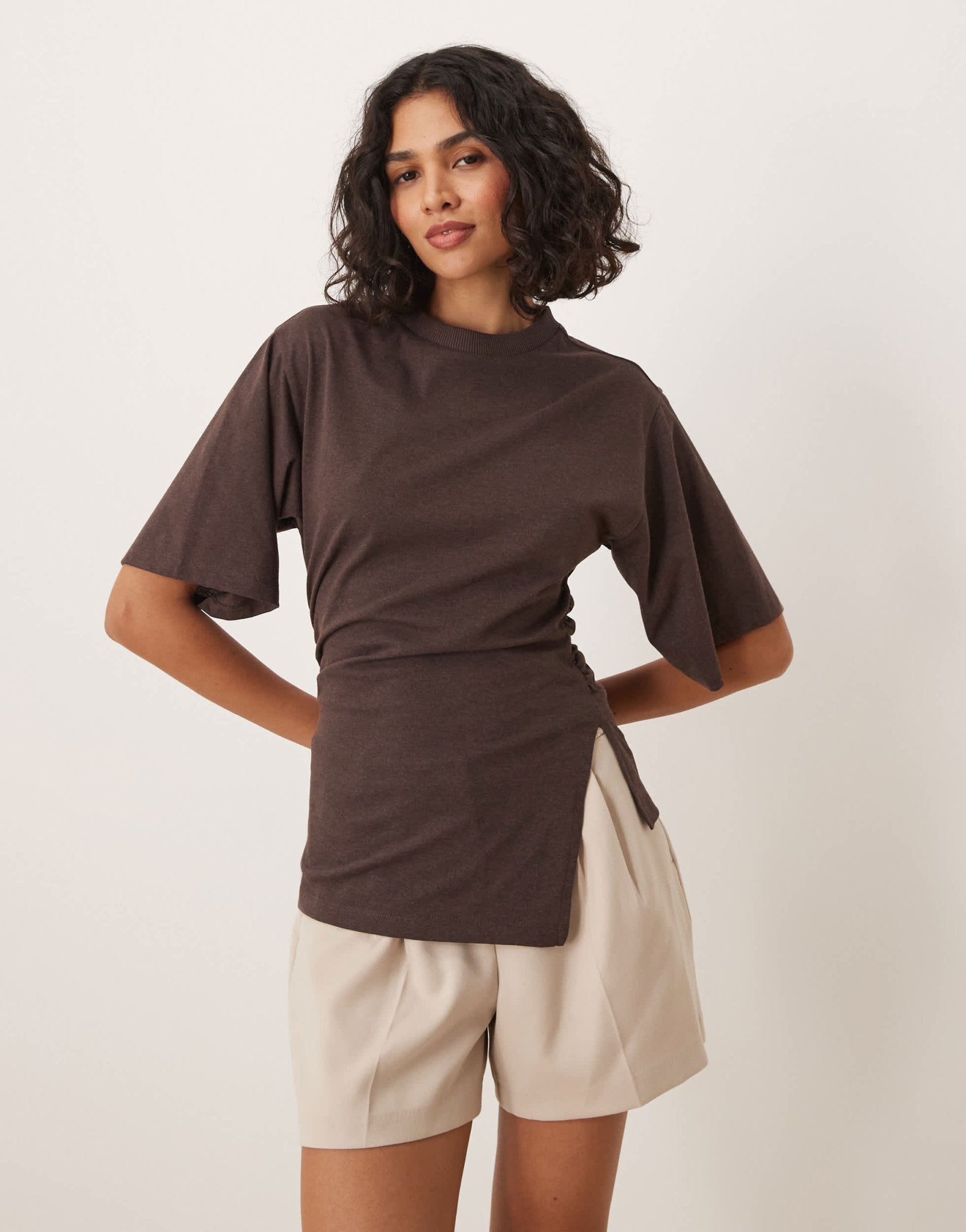 ASOS DESIGN cinched side t-shirt in brown - ASOS Sample Sale EU Store