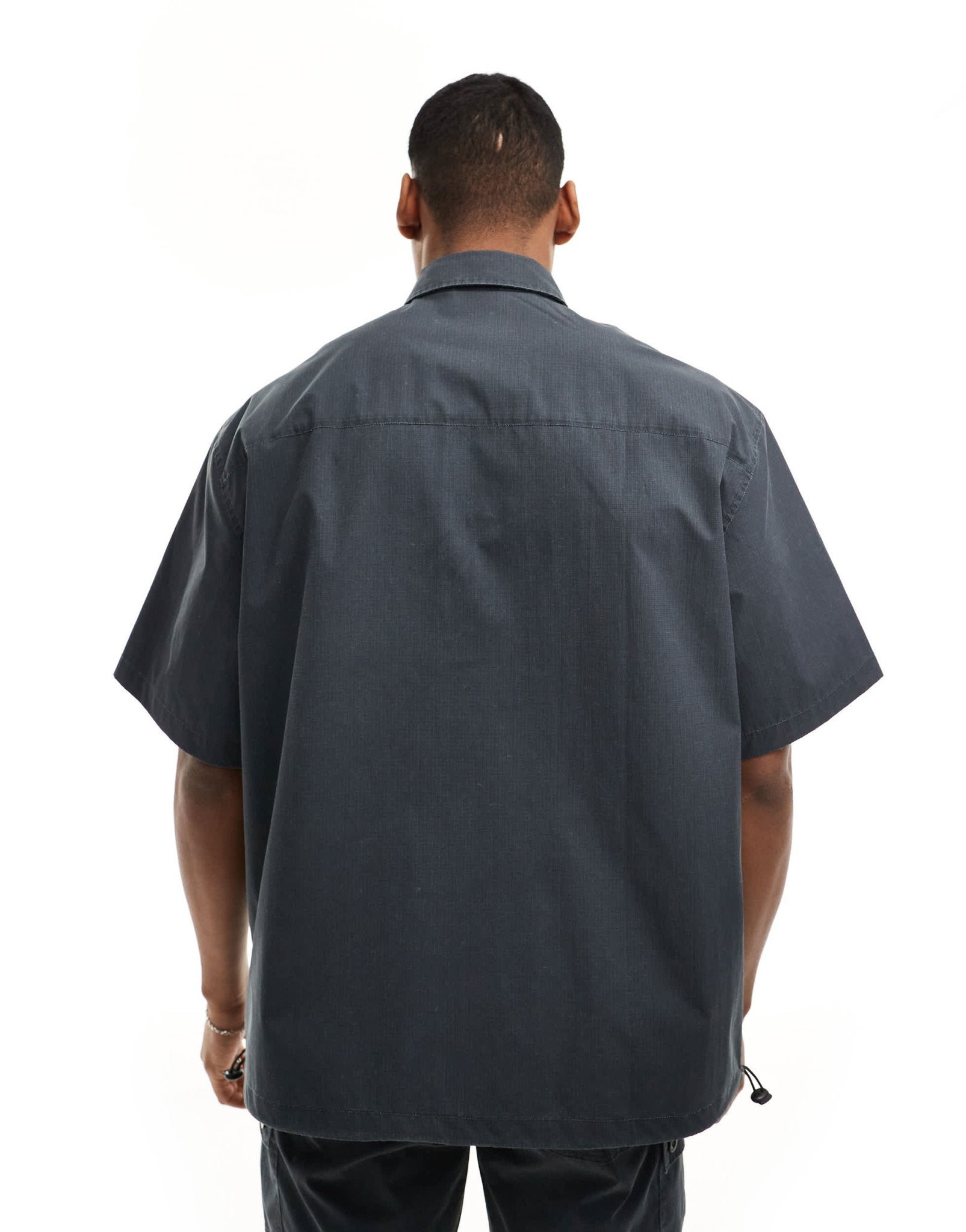 ASOS DESIGN co - ord overhead shirt with cargo pockets in charcoal - ASOS Sample Sale EU Store