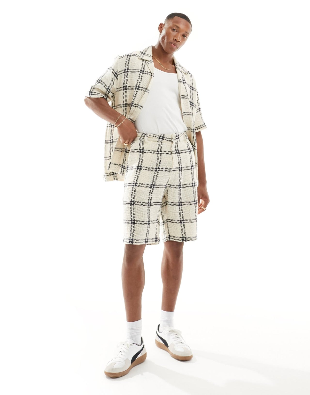 ASOS DESIGN Co - ord textured shorts in neutral check - ASOS Sample Sale EU Store