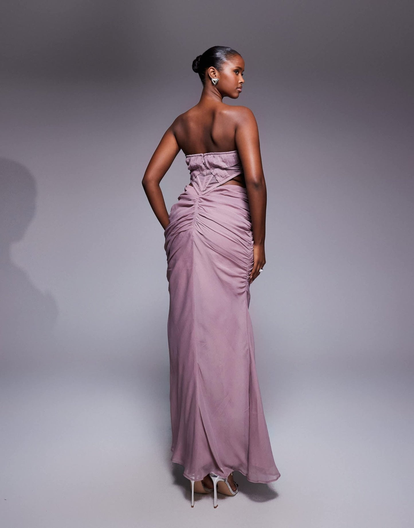 ASOS DESIGN corset detail plunge ruched maxi dress with cut out in mauve - ASOS Sample Sale EU Store