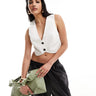 Gilet corto sartoriale ASOS DESIGN in avorio