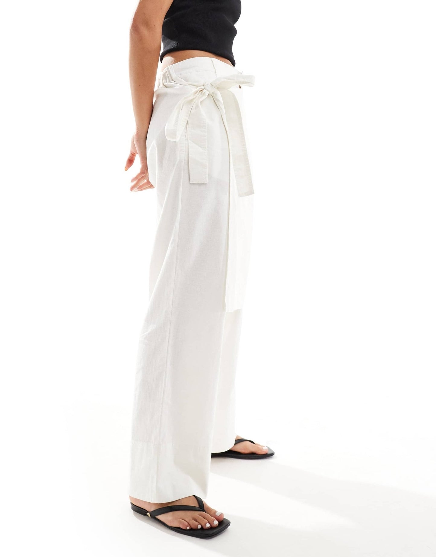 ASOS DESIGN cropped trouser with wrap detail wth linen in white - ASOS Sample Sale EU Store