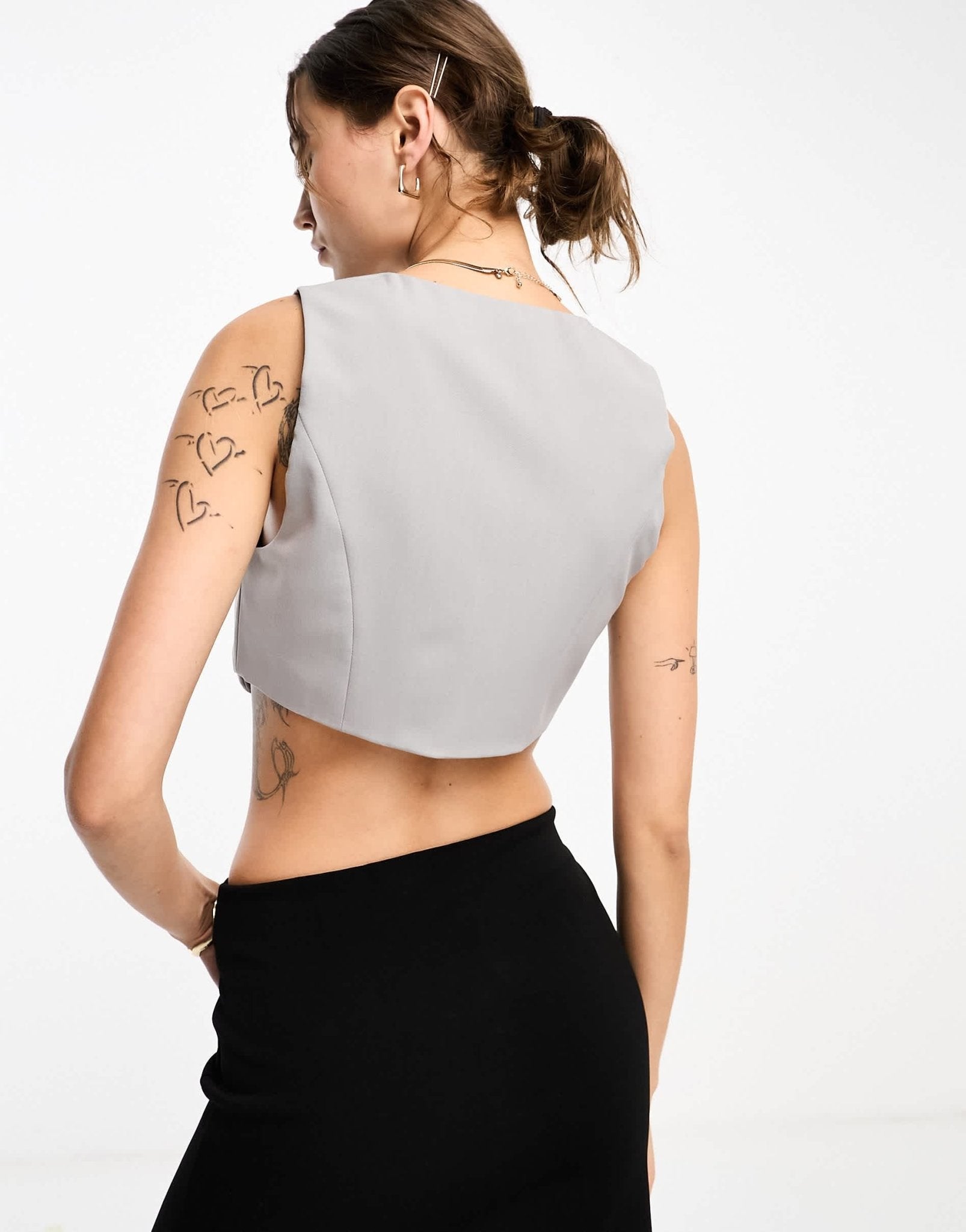 ASOS DESIGN cropped waistcoat with contrast buttons in light grey - ASOS Sample Sale EU Store