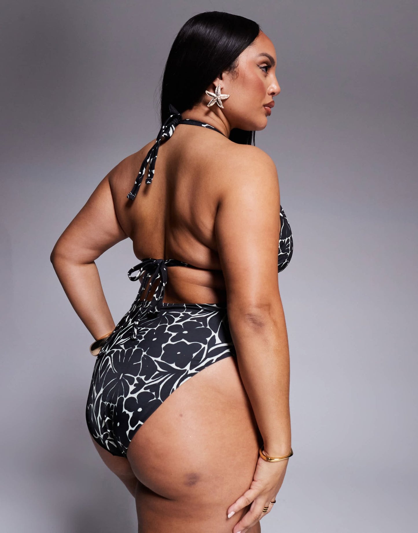ASOS DESIGN Curve high leg high waist bikini bottom in mono floral - ASOS Sample Sale EU Store