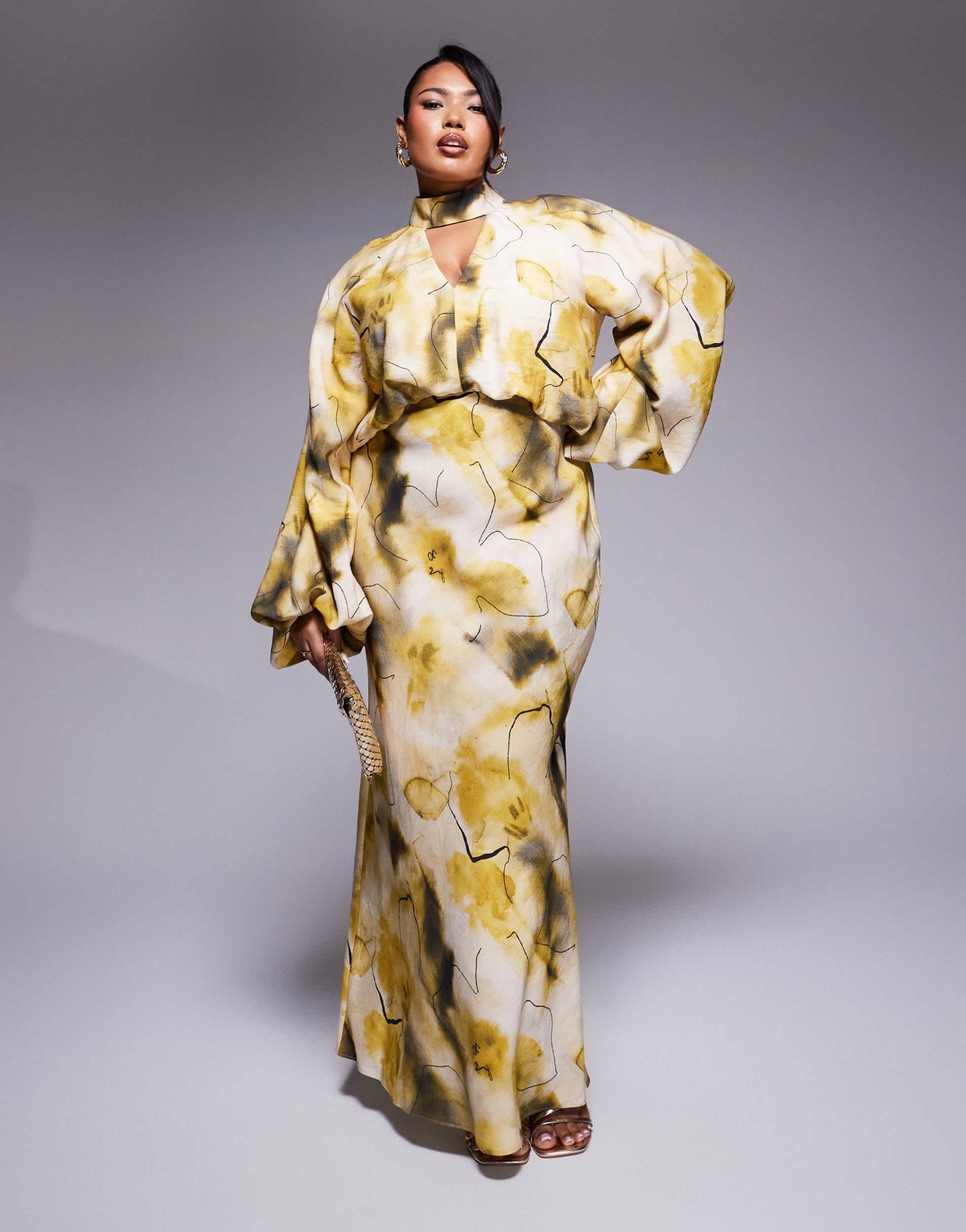 ASOS DESIGN Curve high neck plunge maxi dress with blouson sleeves in green abstract - ASOS Sample Sale EU Store