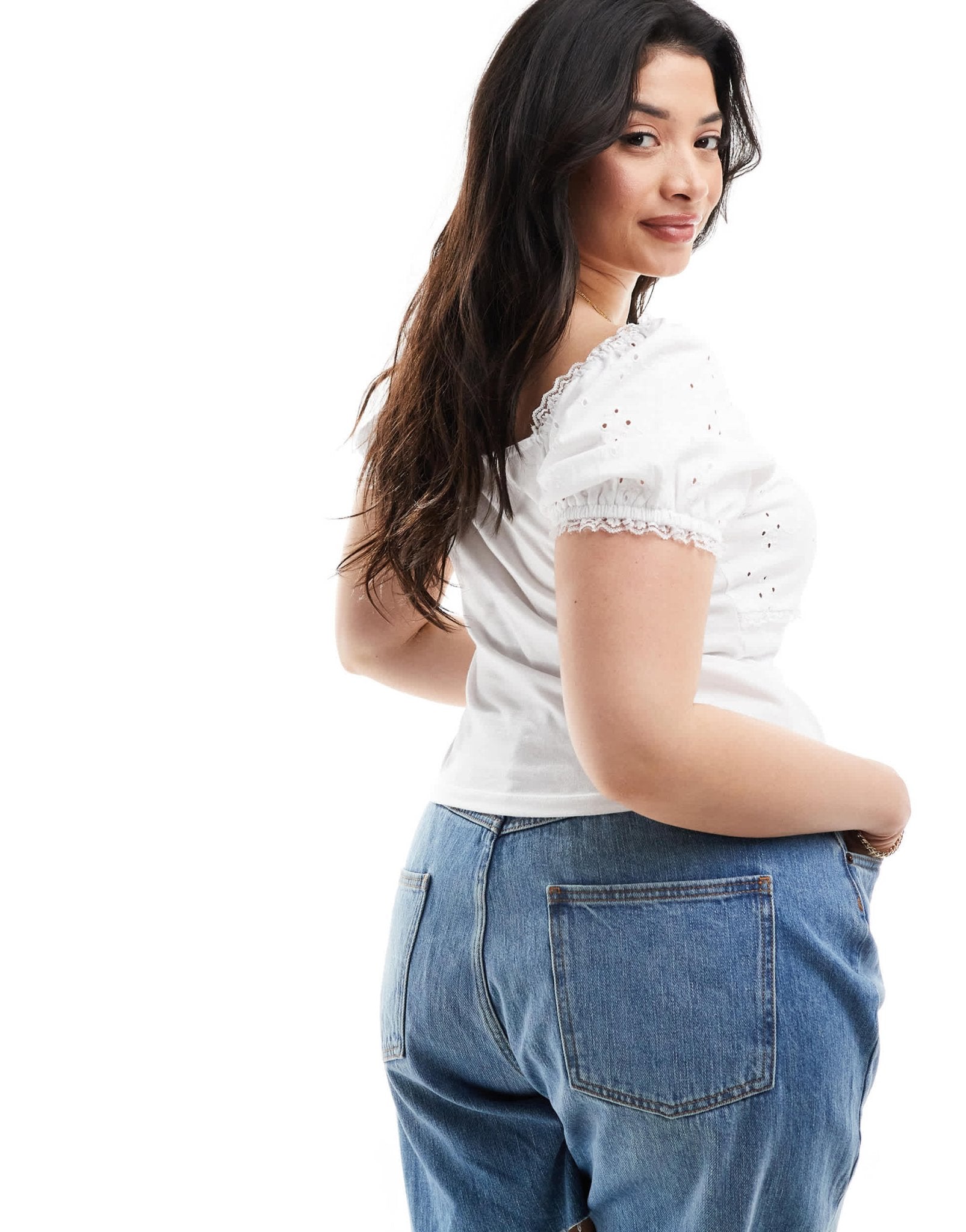 ASOS DESIGN Curve puff sleeve broderie milkmaid top in white - ASOS Sample Sale EU Store
