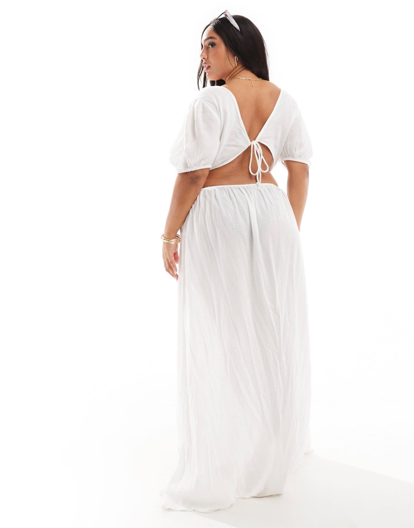 ASOS DESIGN Curve puff sleeve cut out maxi beach dress with ring detail in white - ASOS Sample Sale EU Store